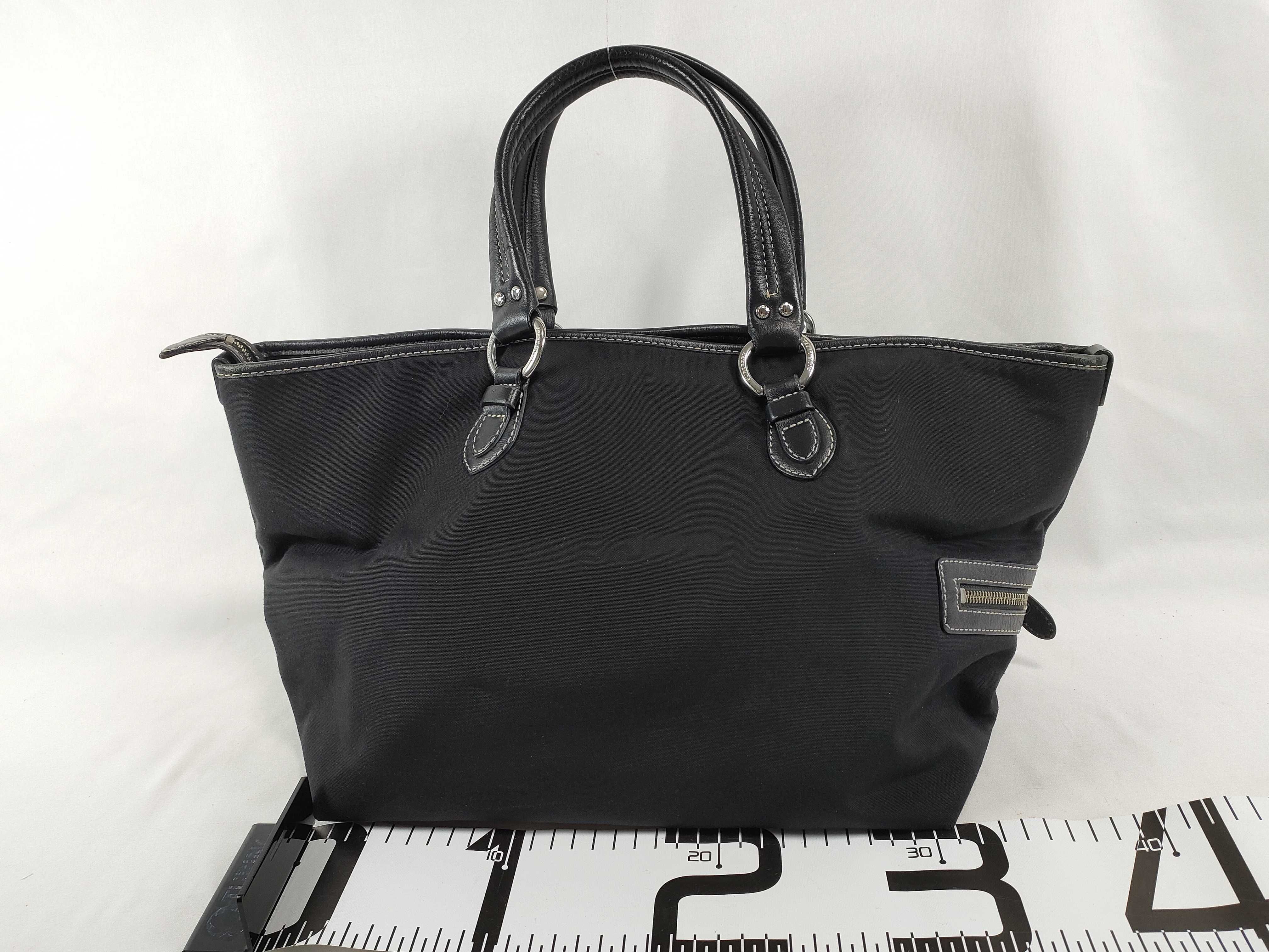 Blue Label Burberry Tote Bag Chain Tote Bag — view 2