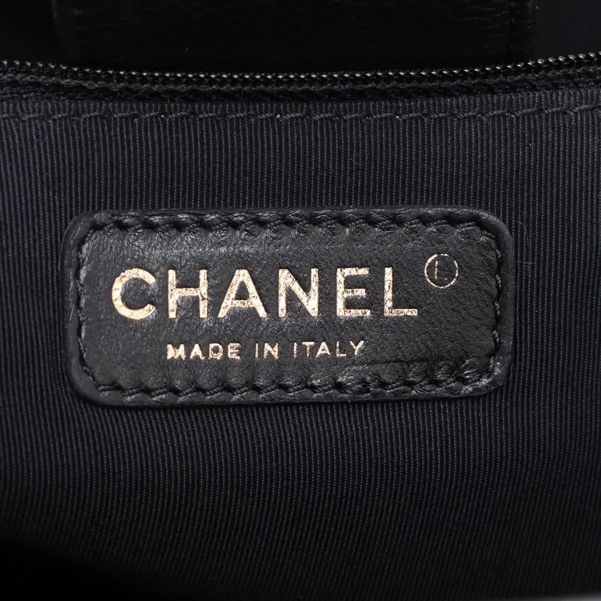 [Individually packaged] Chanel Executive Leather 2-Way Tote Bag, Black with Gold Hardware, 18028897, Serial Number 18 — view 14