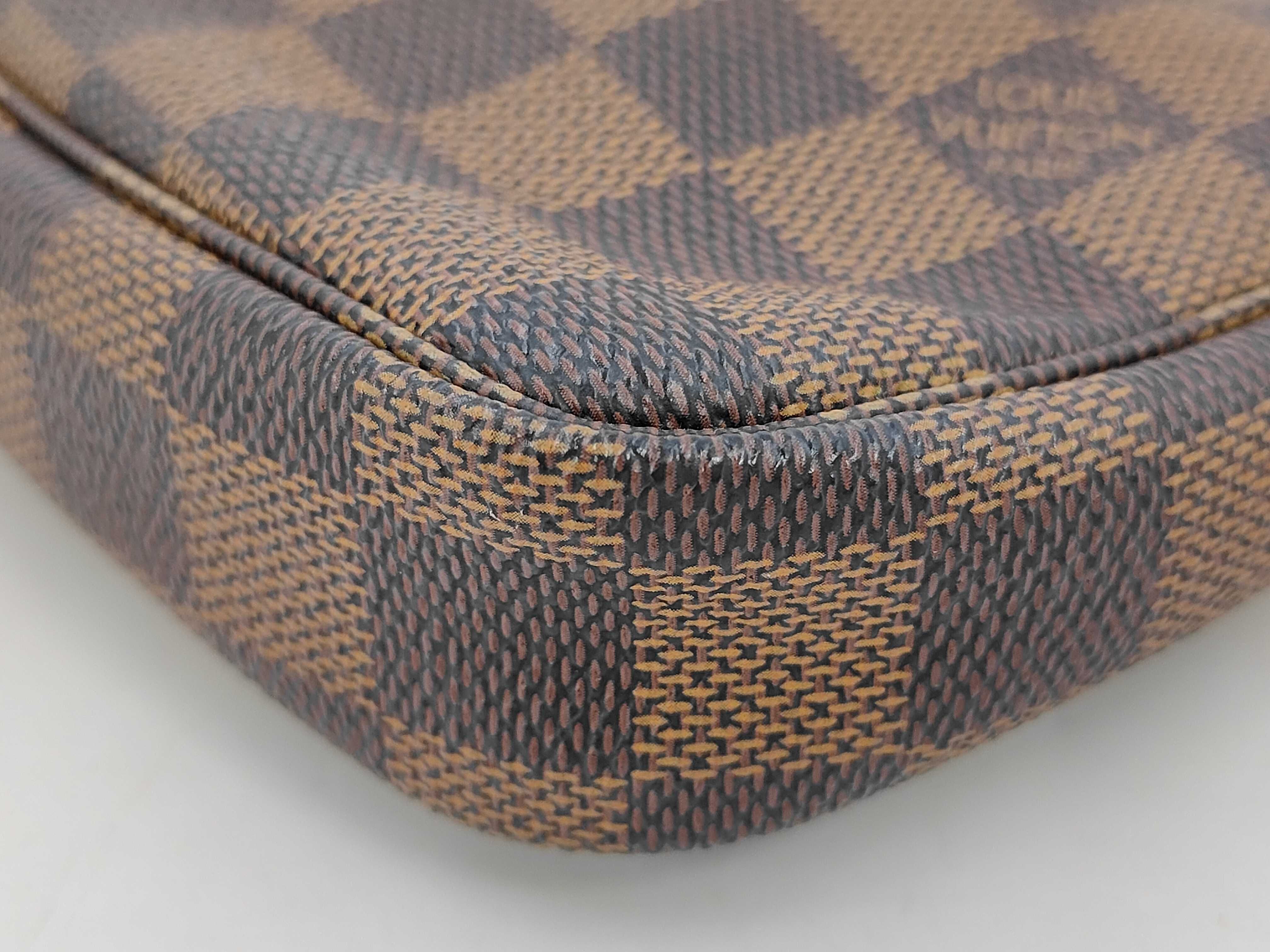 Damier Pochette Accessoires Shoulder Bag — view 4