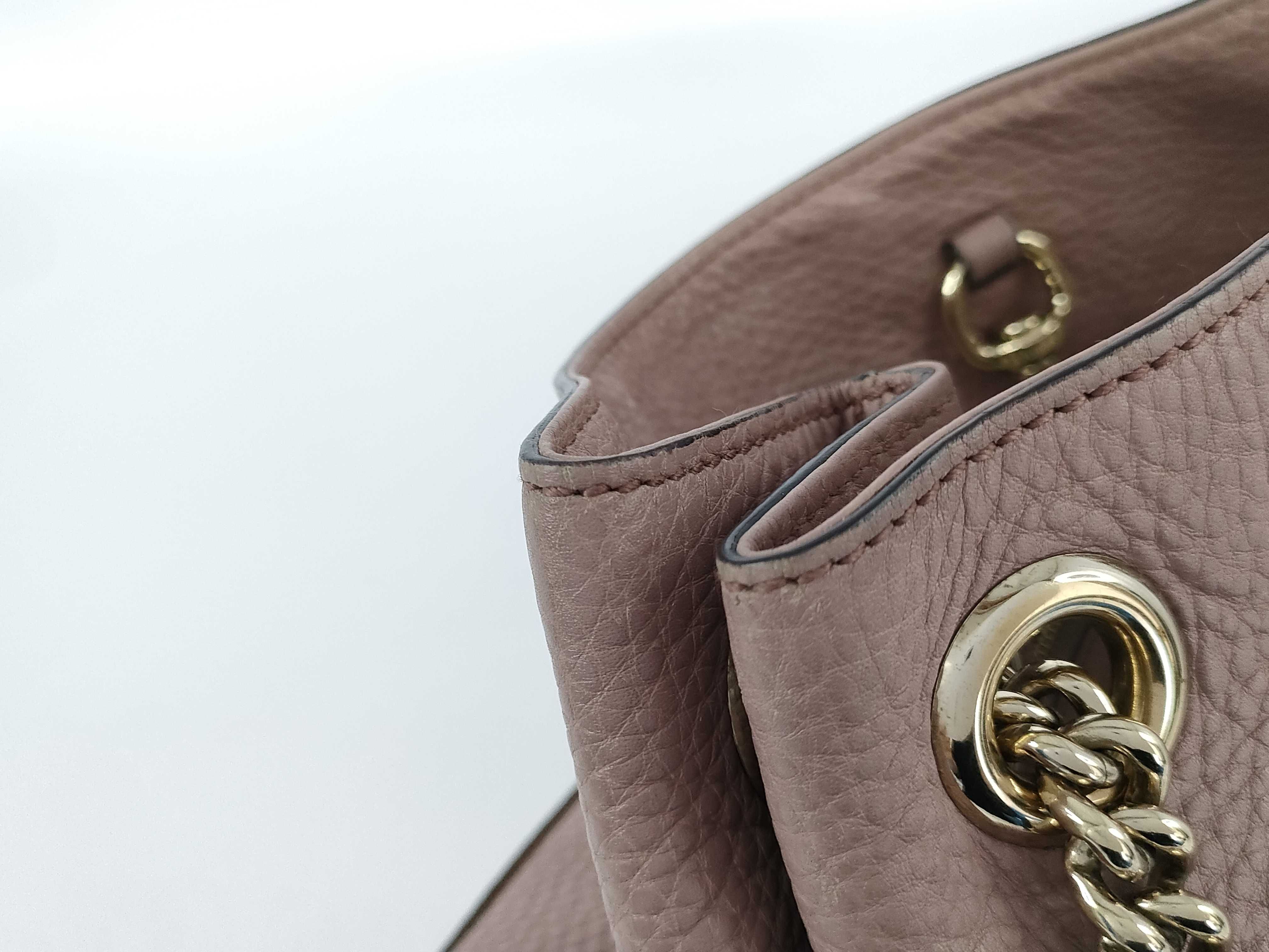 Soho Interlocking G Chain Tote Bag — view 14
