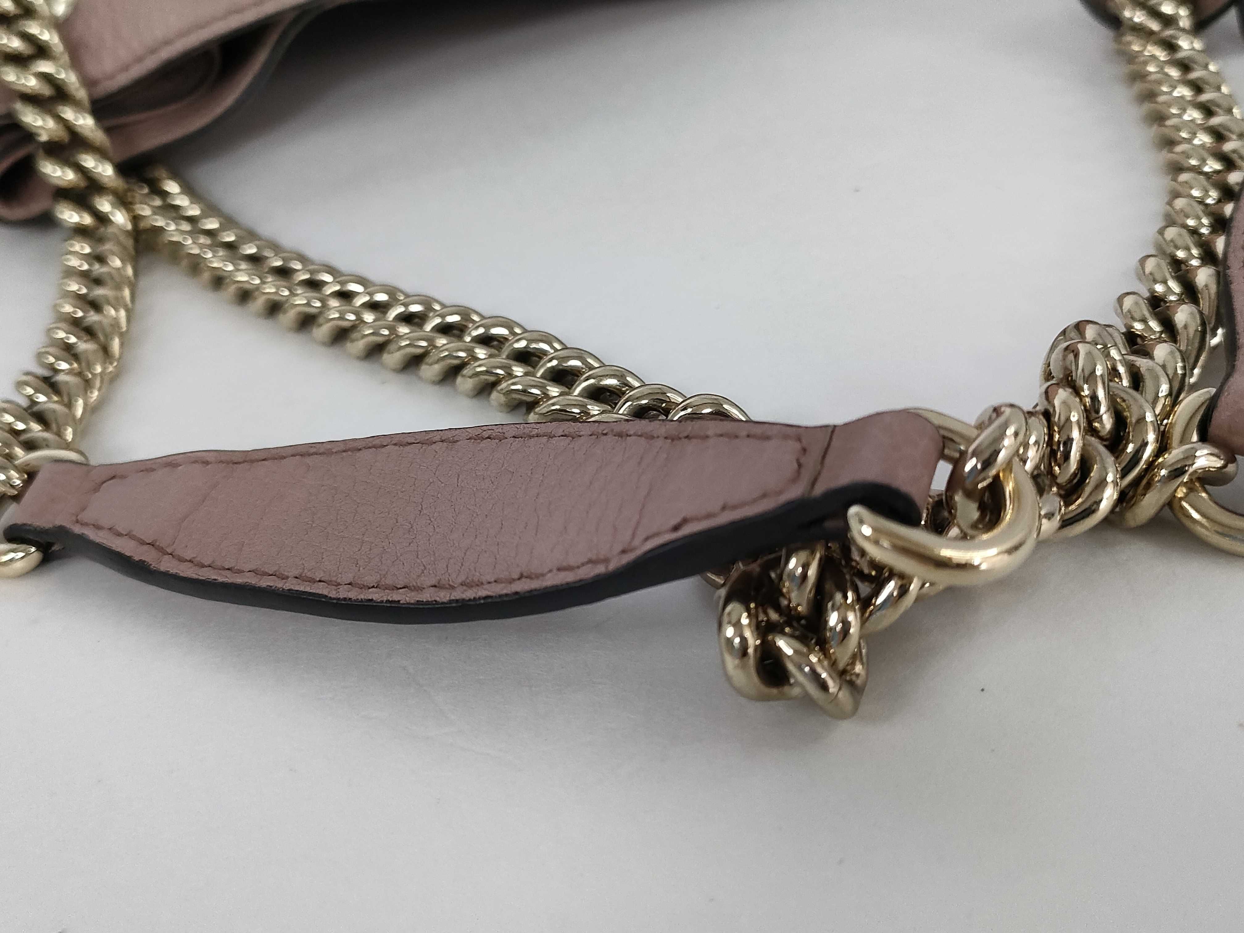 Soho Interlocking G Chain Tote Bag — view 4
