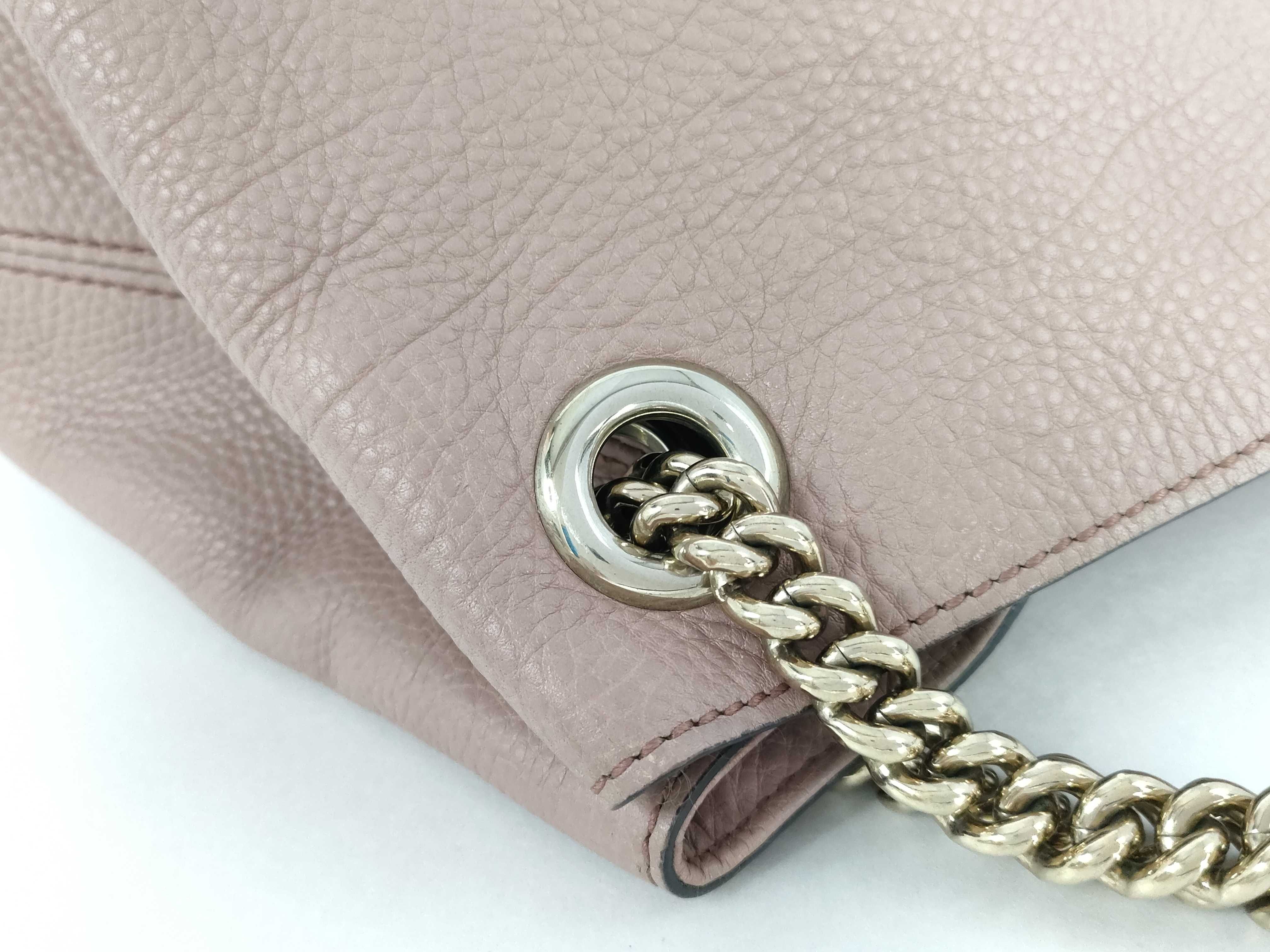 Soho Interlocking G Chain Tote Bag — view 5