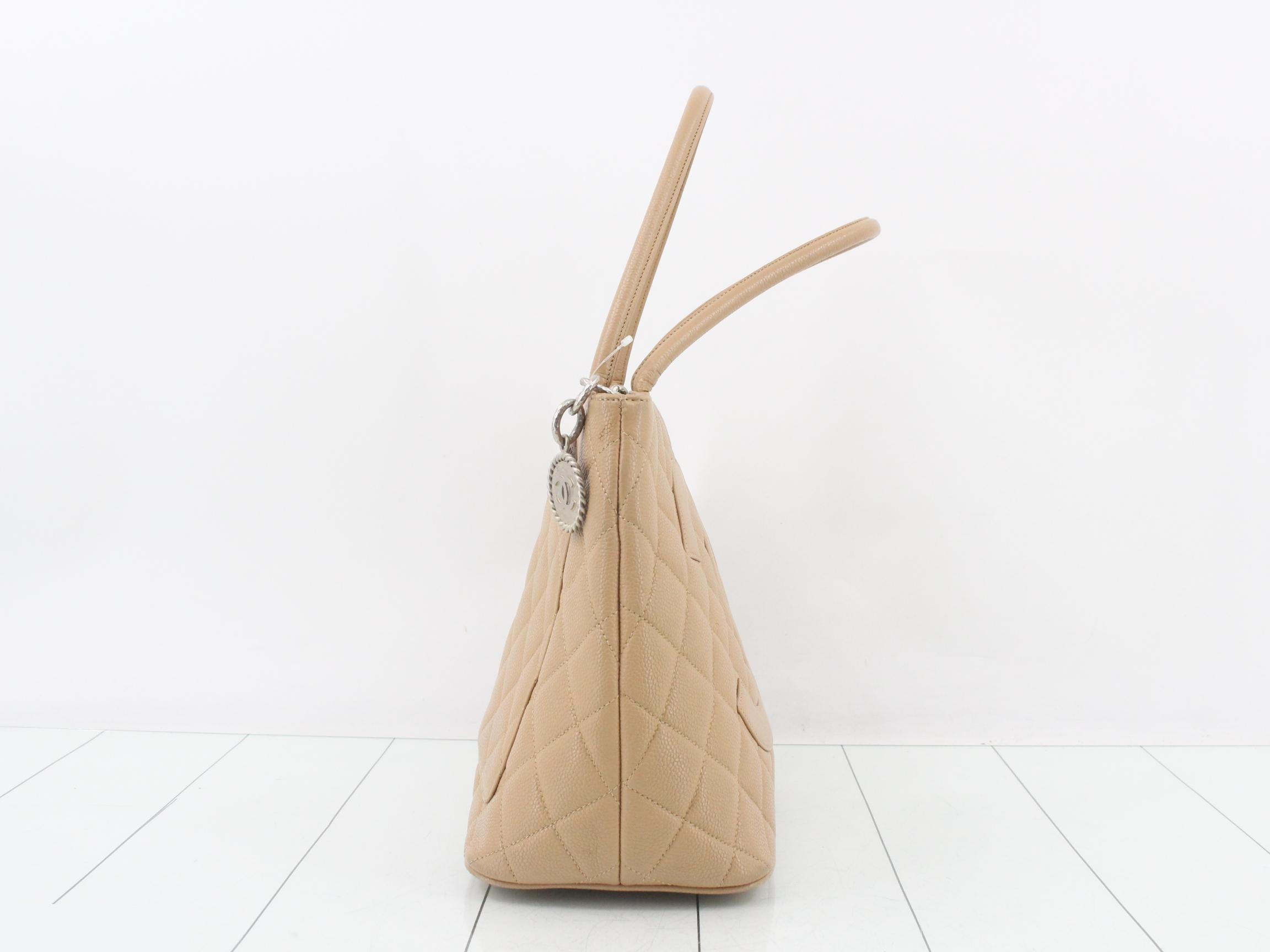 Reissue tote bag — view 4