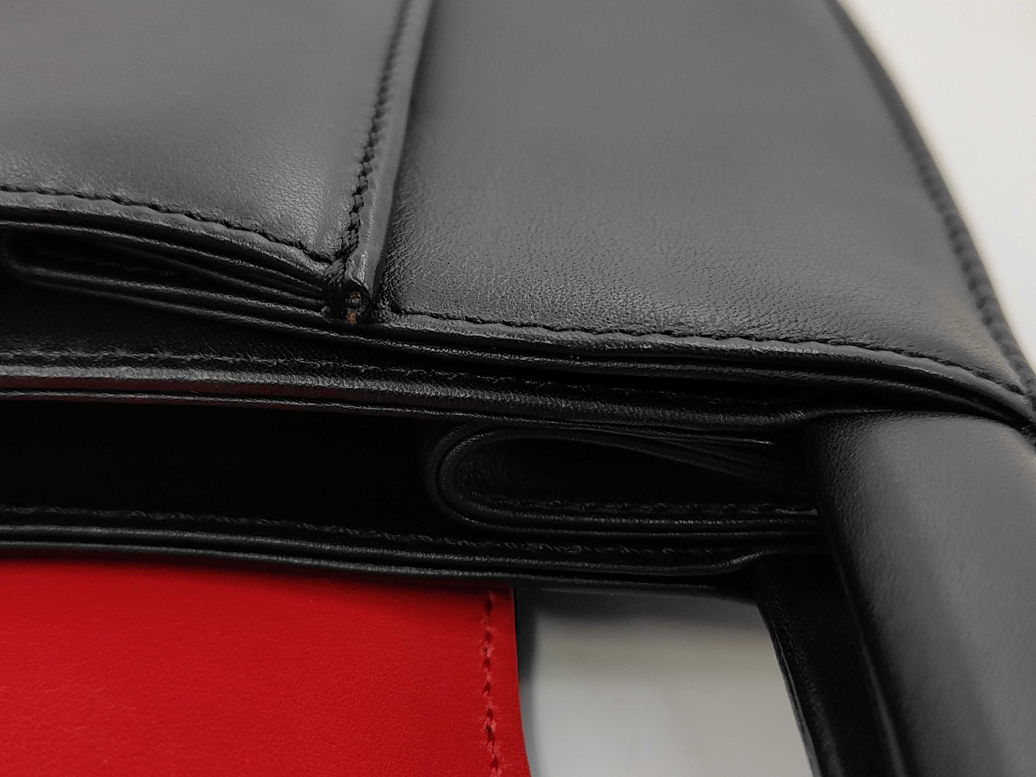 Panthère Leather Handbag, Black, with Authenticity Card. — view 12