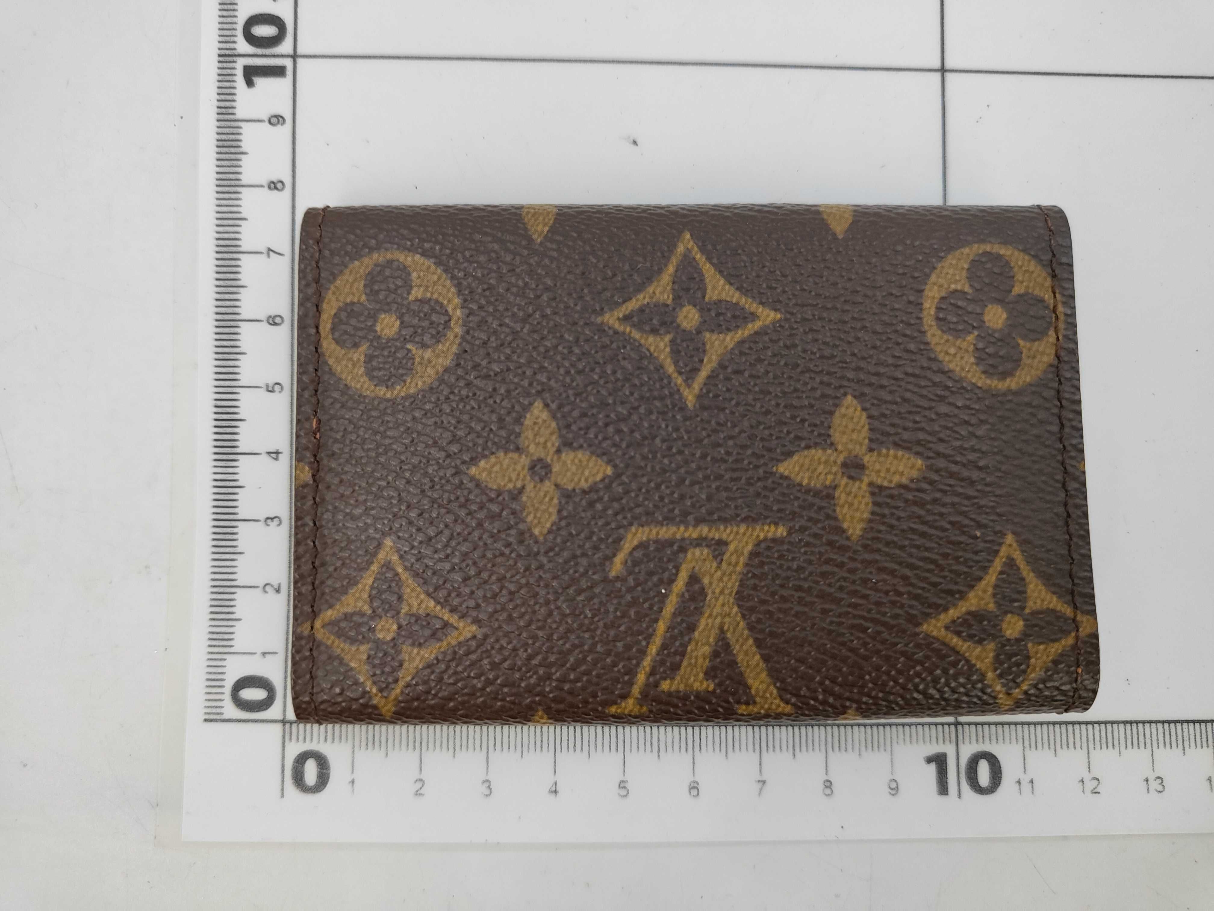 Monogram / Monogram / Multicles 6 / M62630 / CT0094 / Key Case / PVC Key Case & Key Holder — view 2