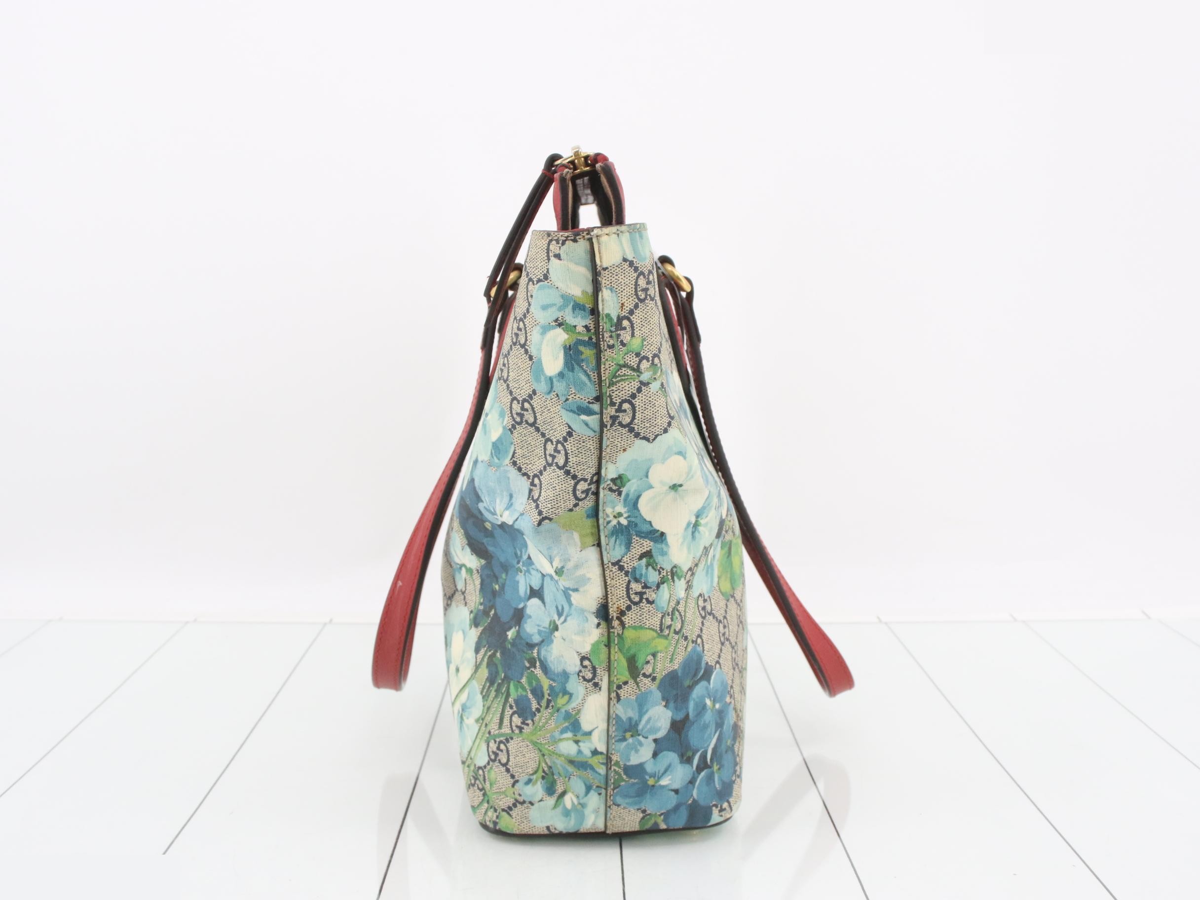 GG Supreme Blooms Tote Bag - Beige, Red, Gold Hardware — view 4