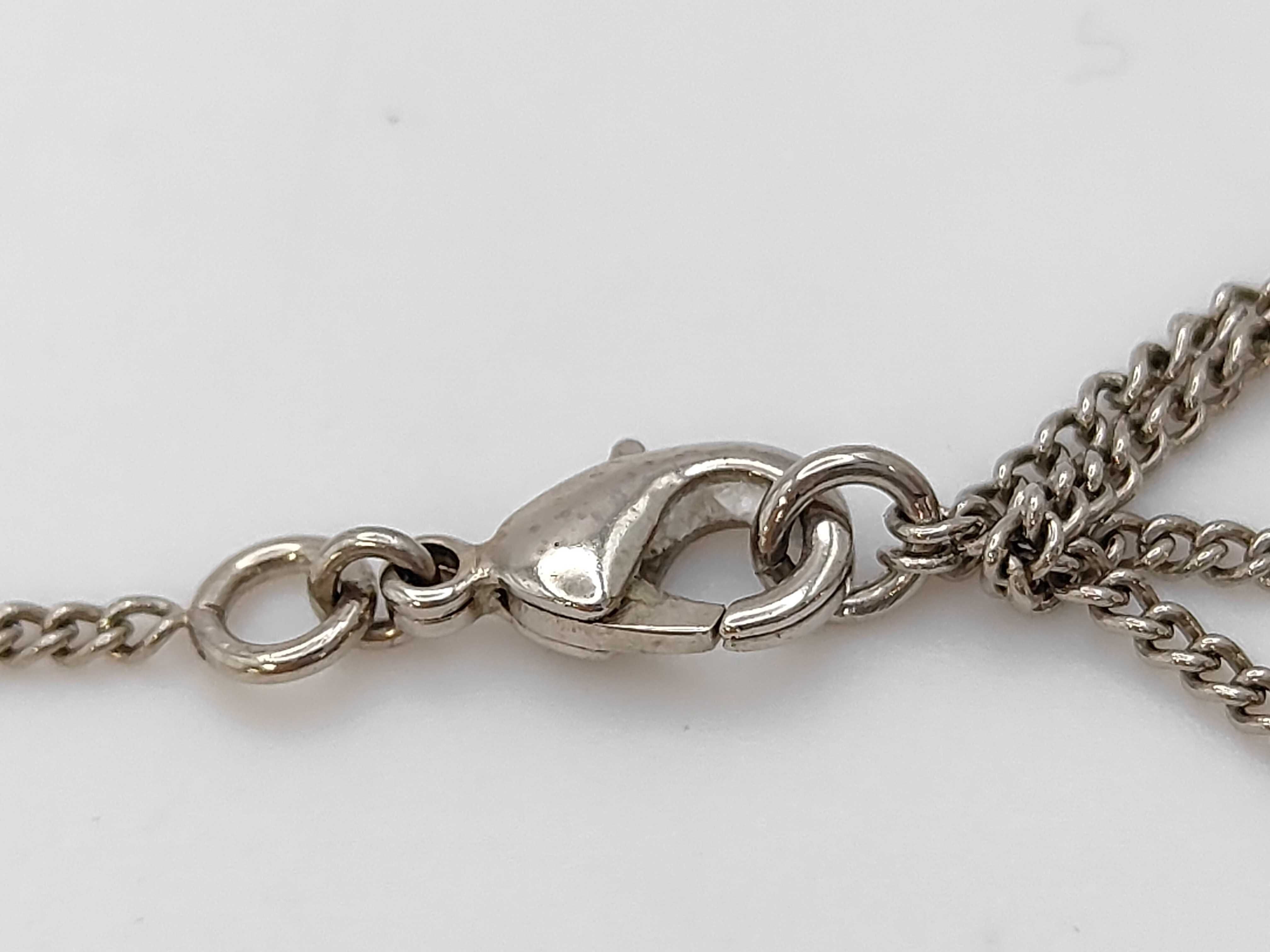 necklace — view 3