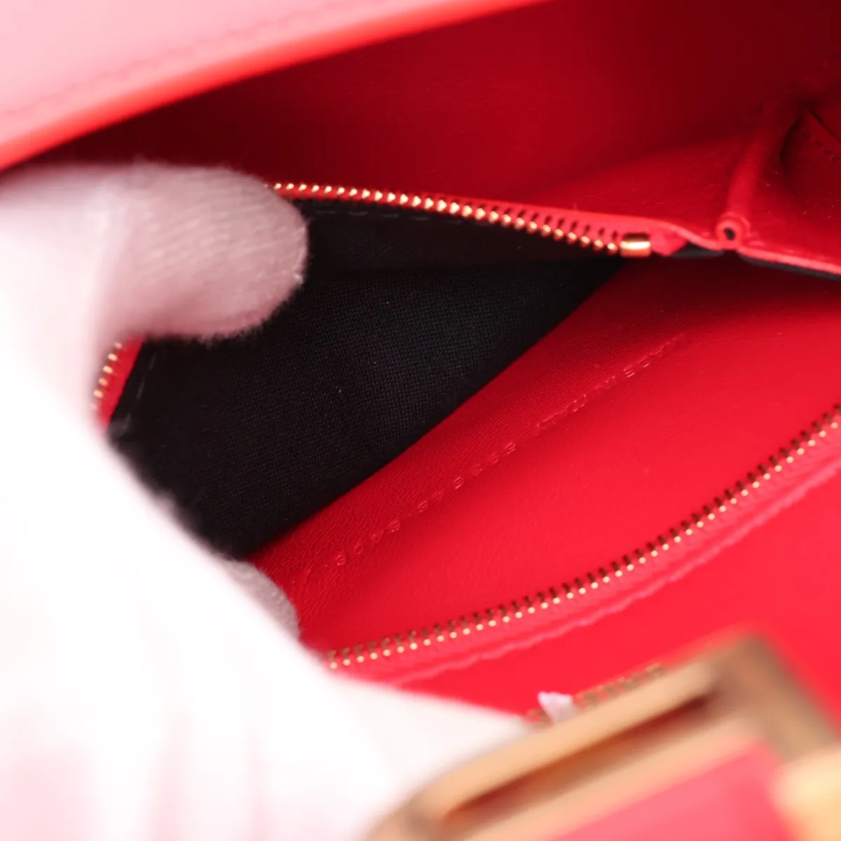 Hourglass Leather 2-Way Handbag, Red, 593546 — view 9