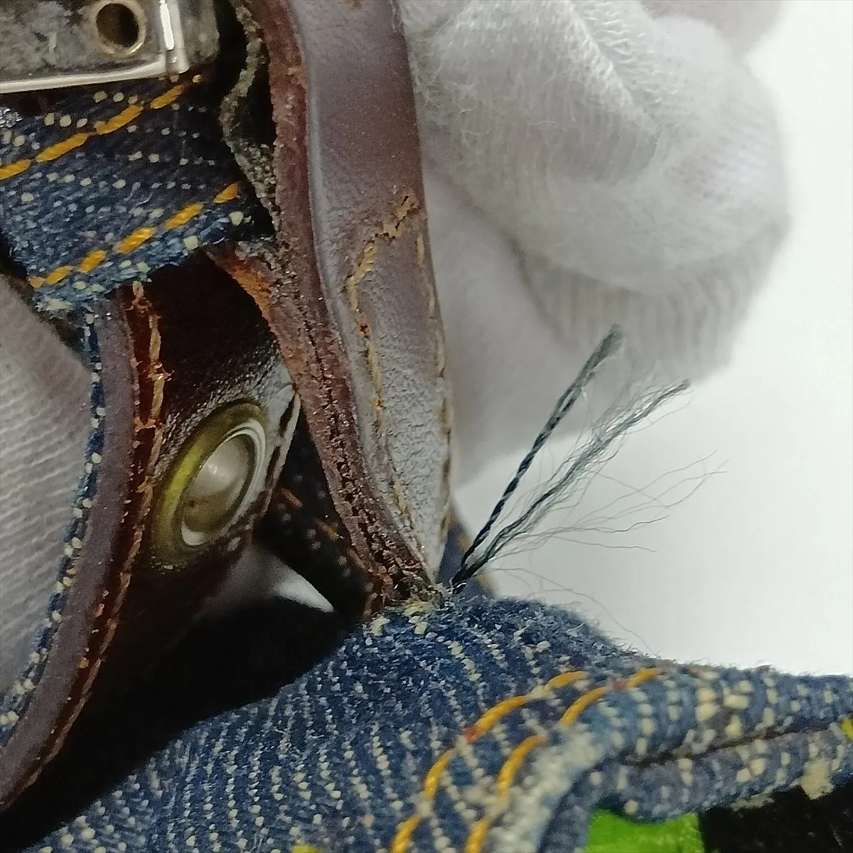 denim and leather shoulder bag, navy — view 12