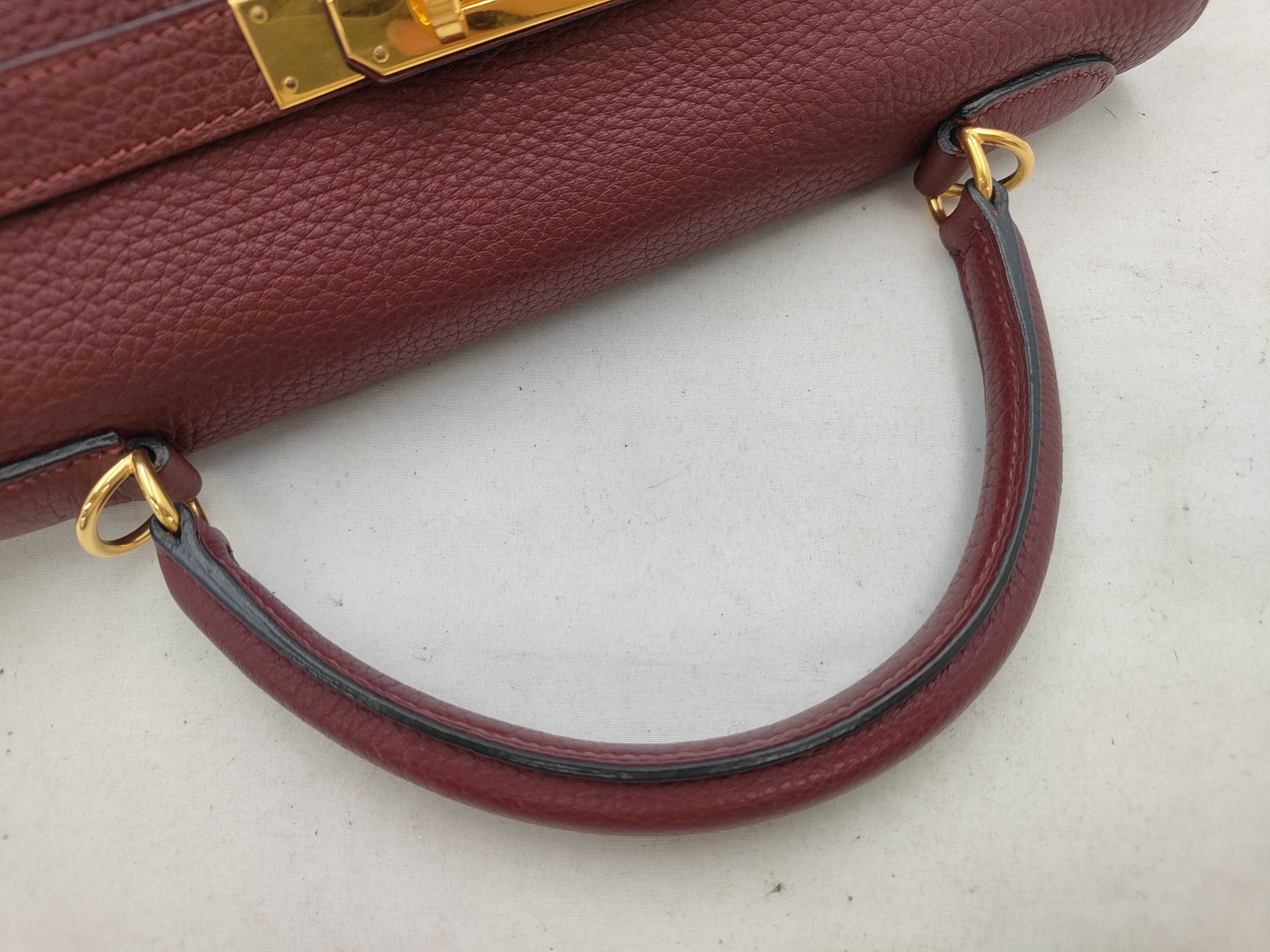 Kelly 32 Retourne Togo Rouge H Gold Hardware I Handbag — view 3