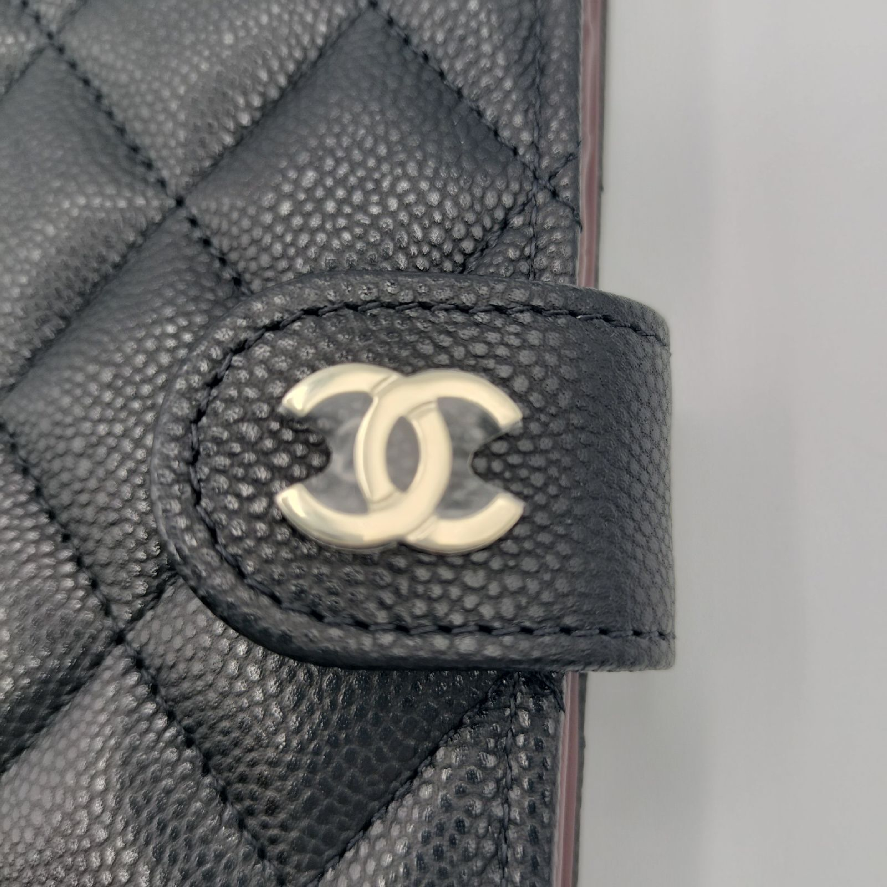 Matelassé Wallet — view 3
