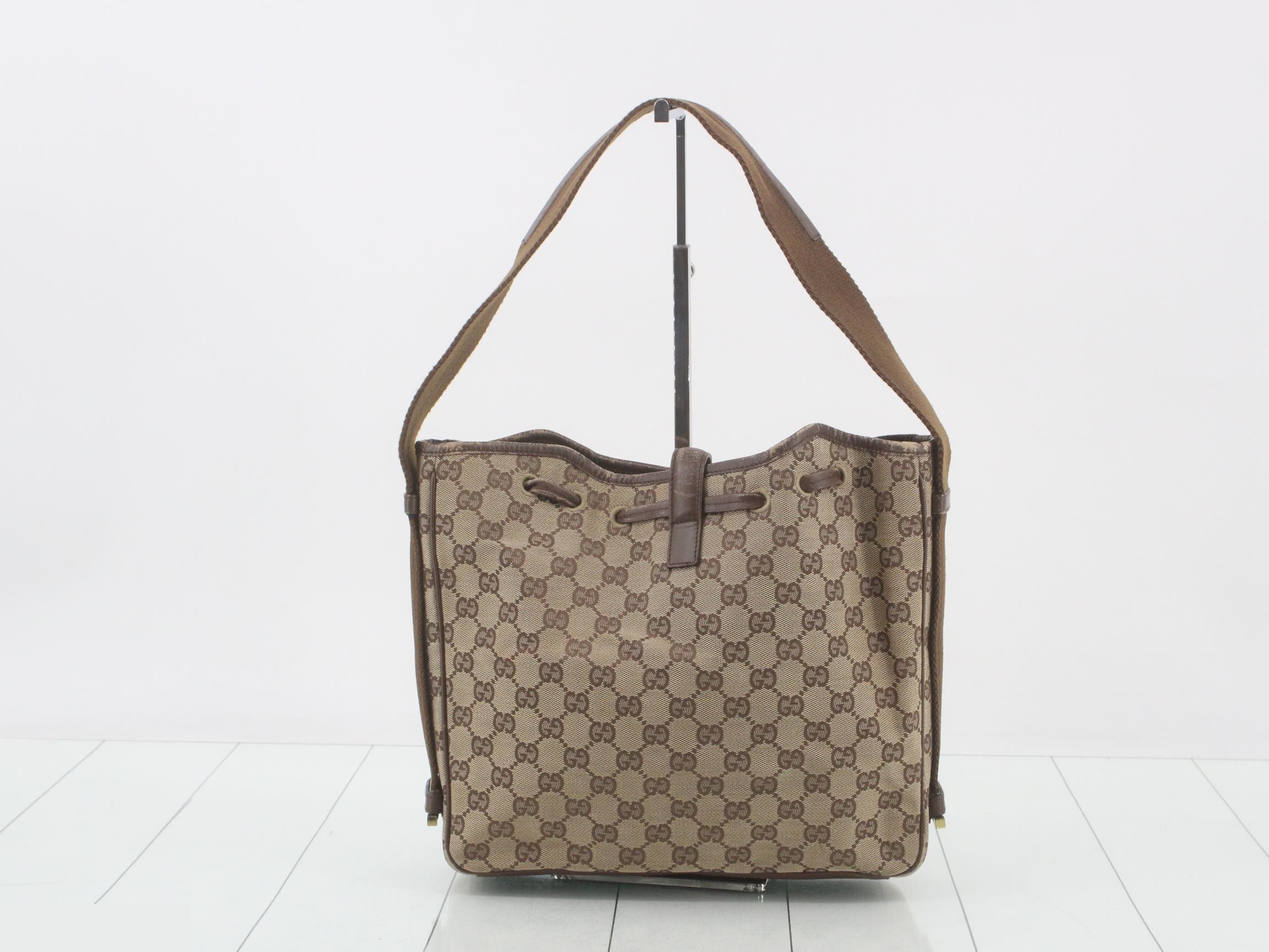 GG Canvas One-Shoulder Bag — view 2