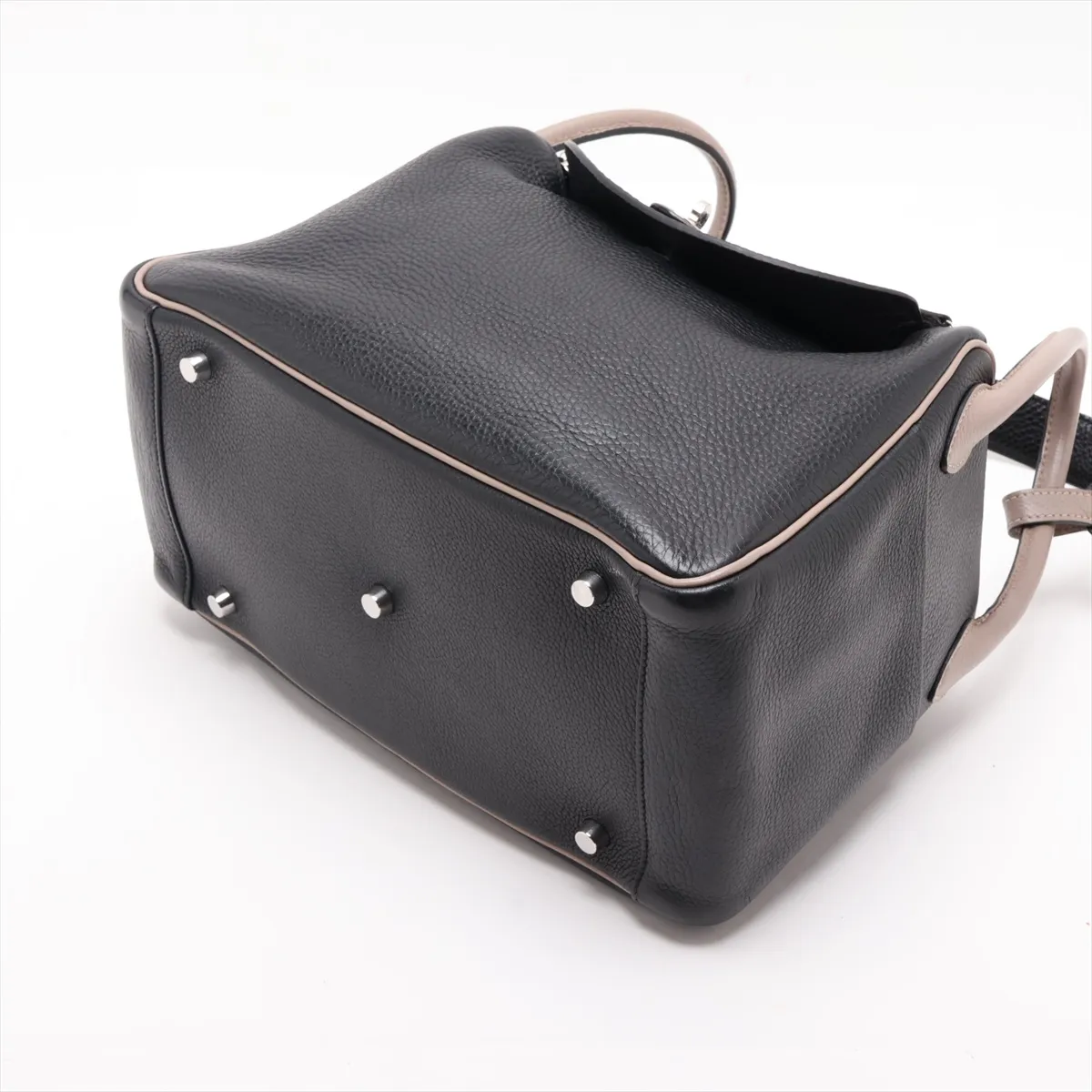 [Individually packaged] Hermes Lindy 30 Taurillon Clemence Black x Etoupe Silver Hardware K: 2007 — view 3
