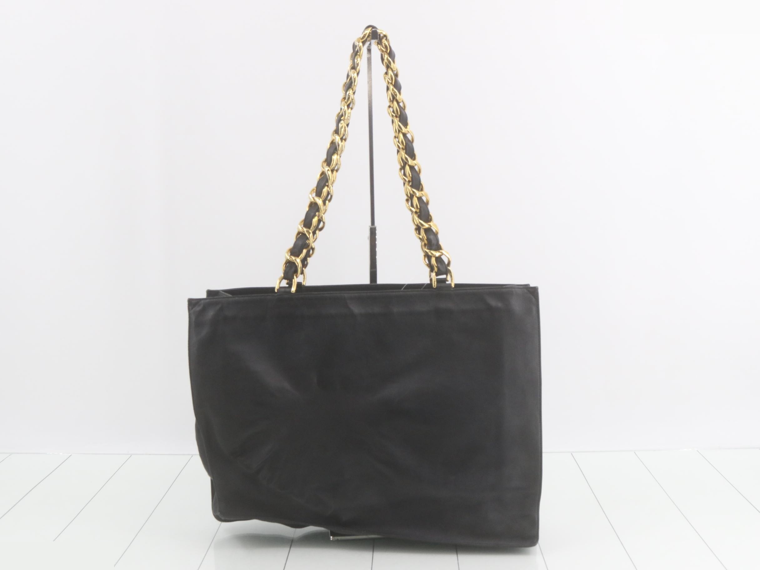 Leather chain tote bag, black, sticker present, serial number unclear. — view 2