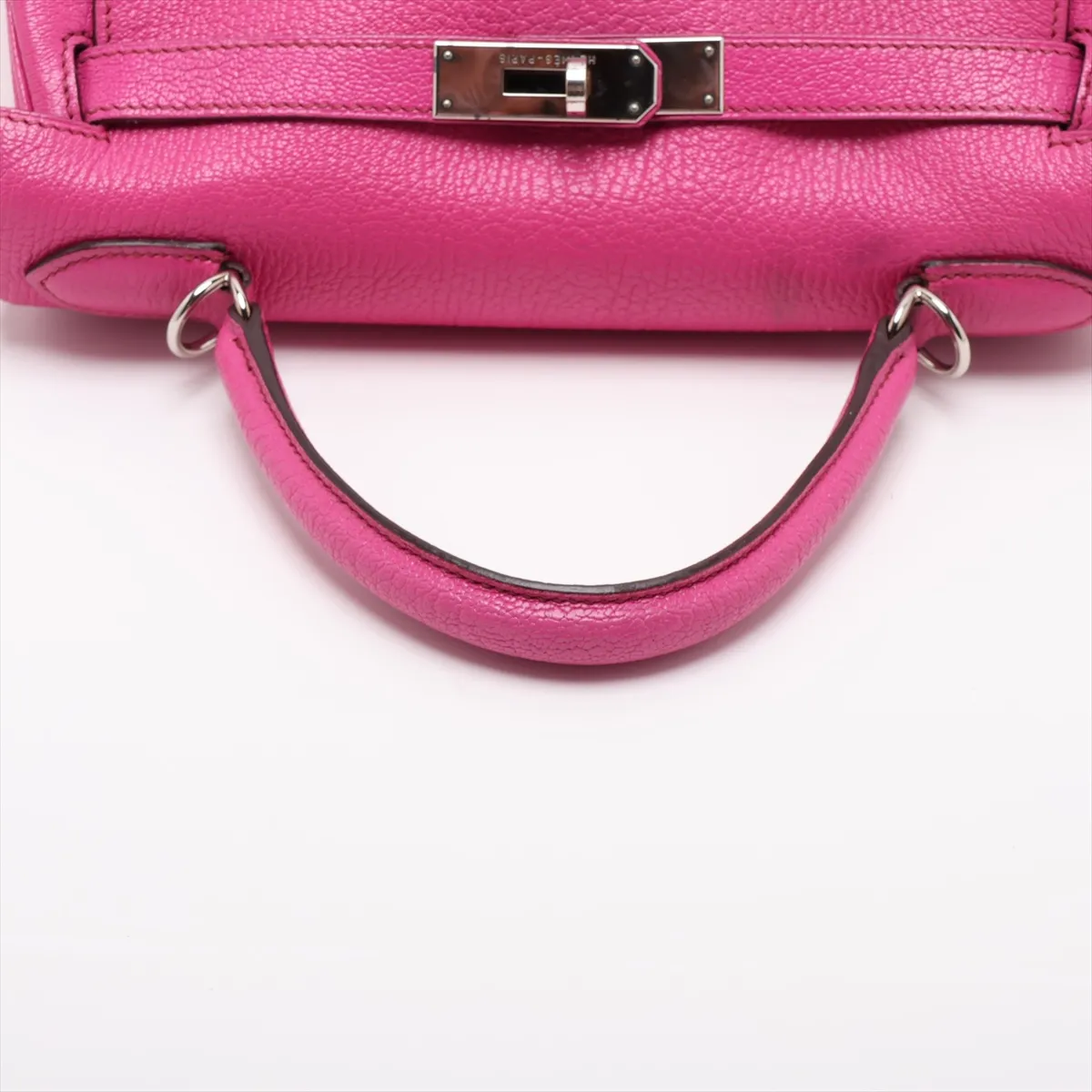 [Individually packaged] Hermes Kelly 28 Retourne Coromandel Fuchsia Pink Silver Hardware I: 2005 Clochette string torn — view 5