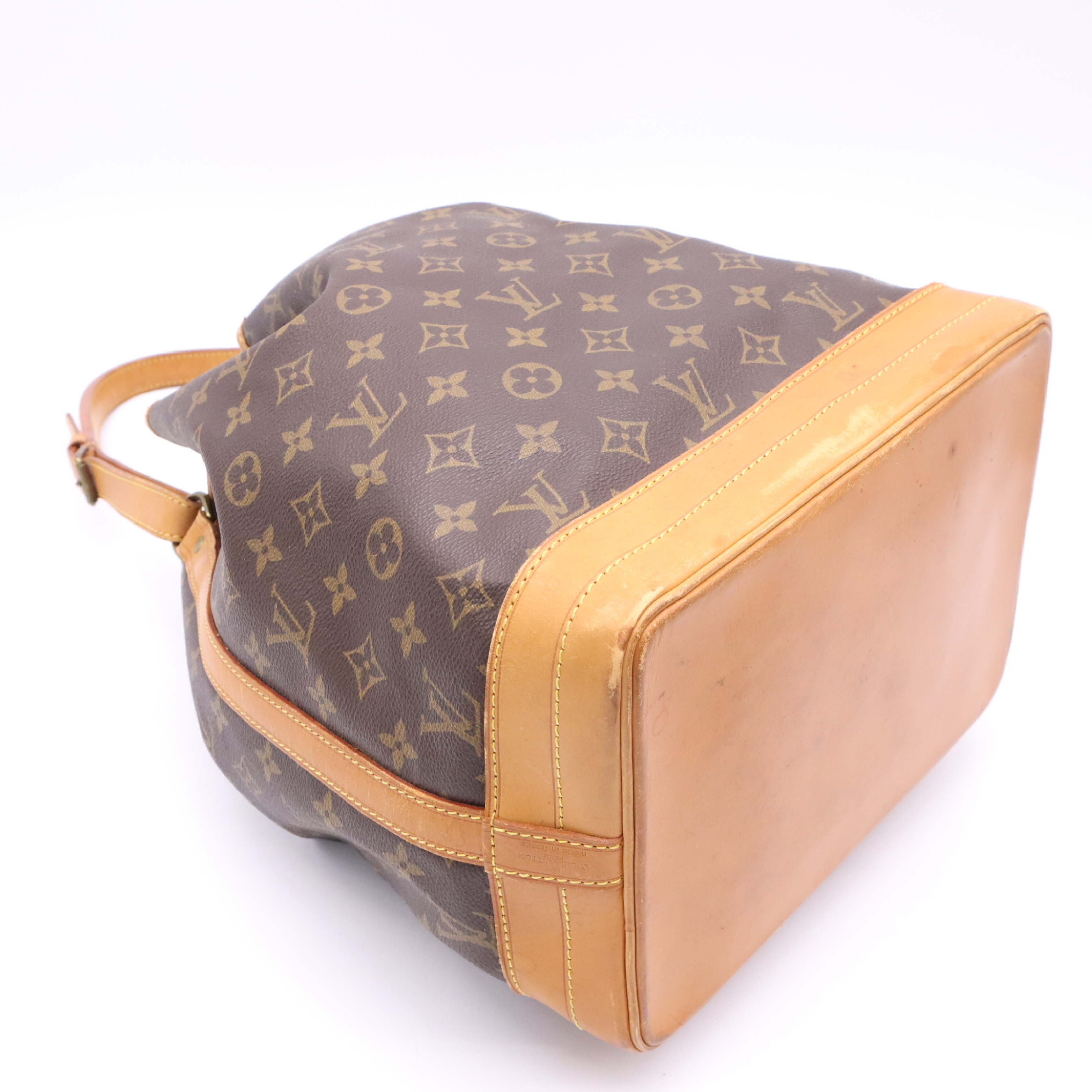 M42224 Monogram Noé Shoulder Bag — view 4