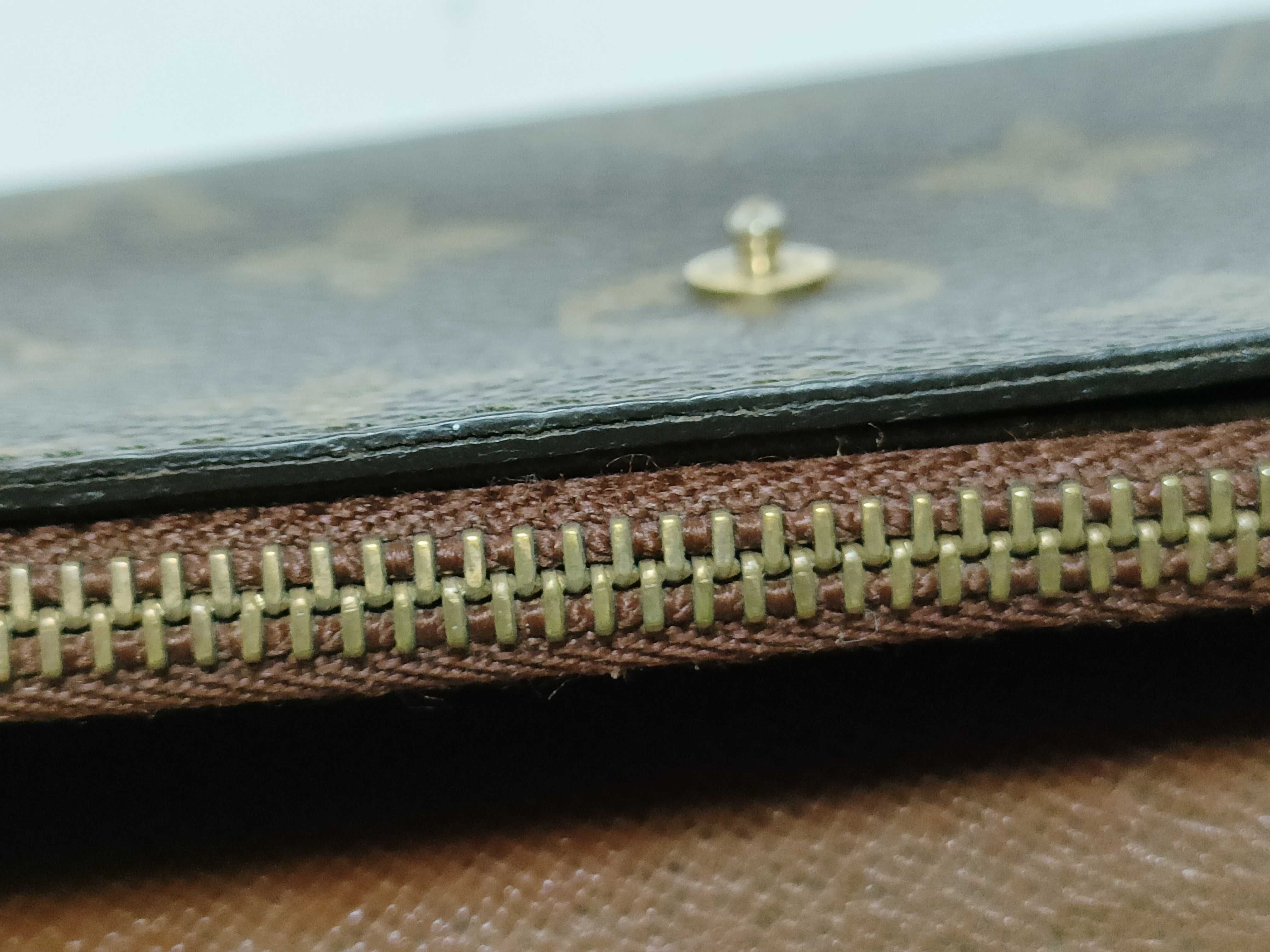Monogram Portefeuille Sarah Wallet — view 10