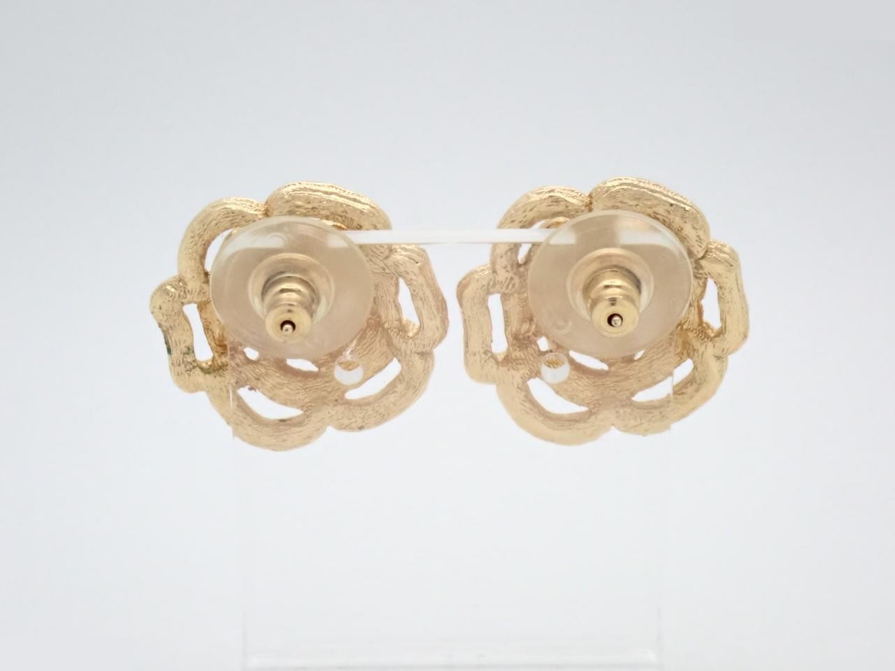 Rose motif earrings, gold plated, 12.3g — view 2