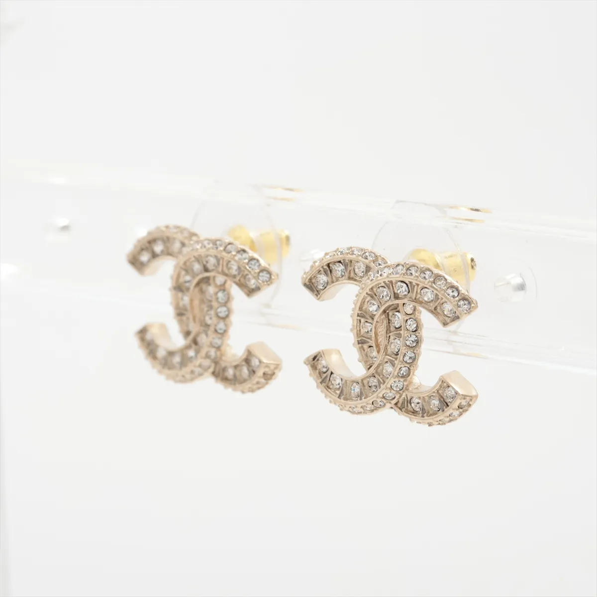 Cocomark A23V Earrings (for both ears) GP x Rhinestone Gold — view 3
