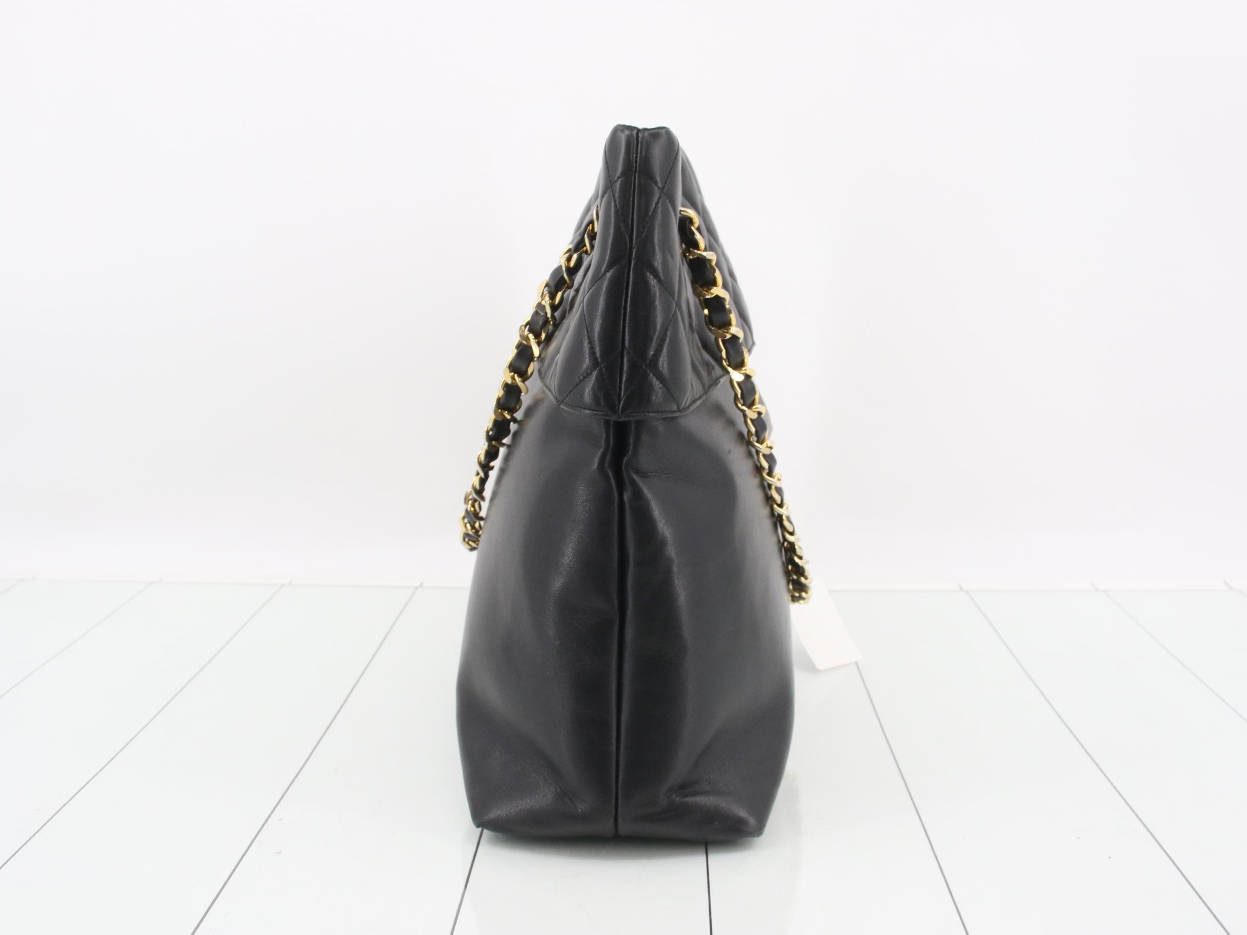 Matelassé Tote Bag — view 3