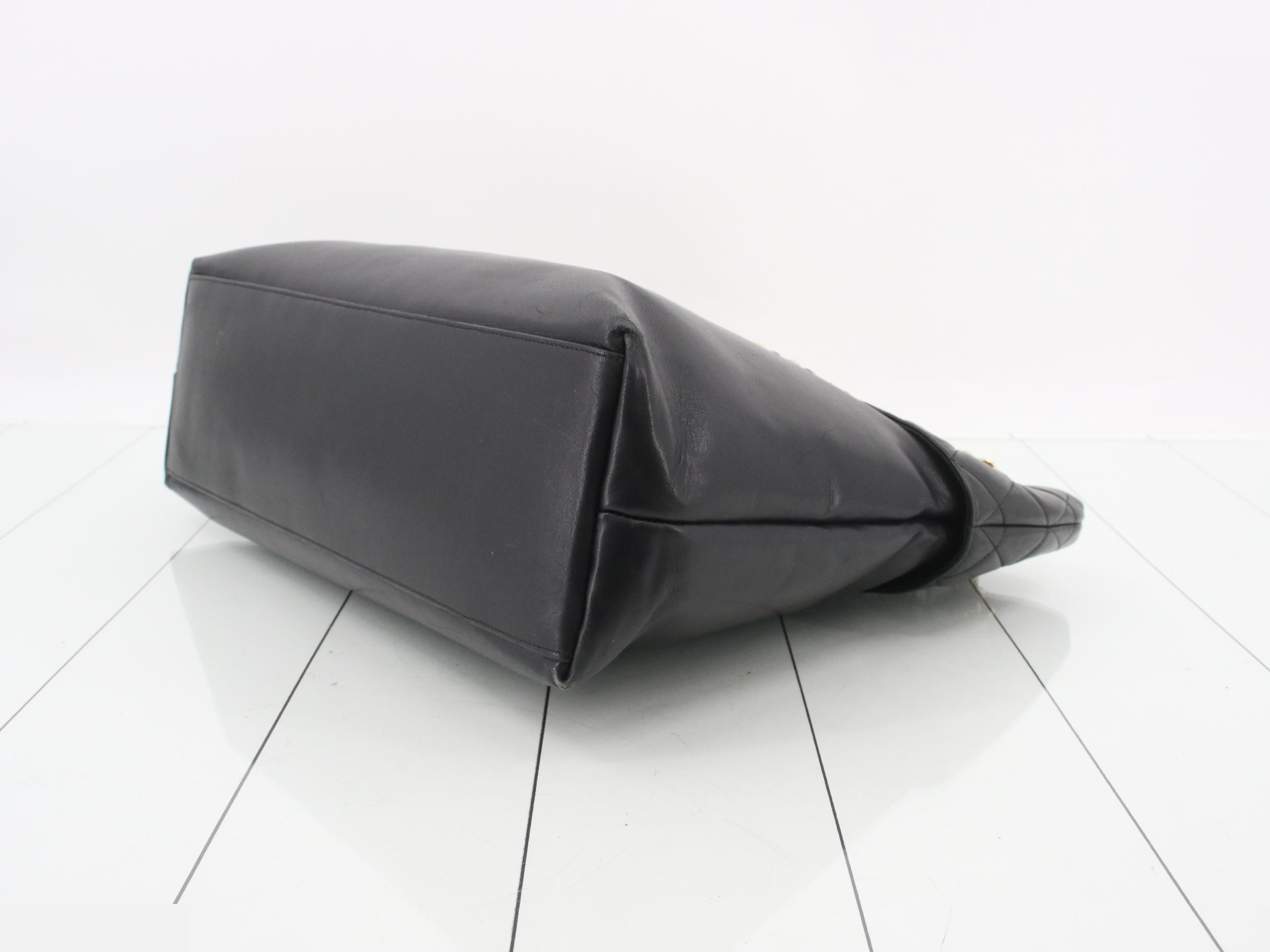 Matelassé Tote Bag — view 6