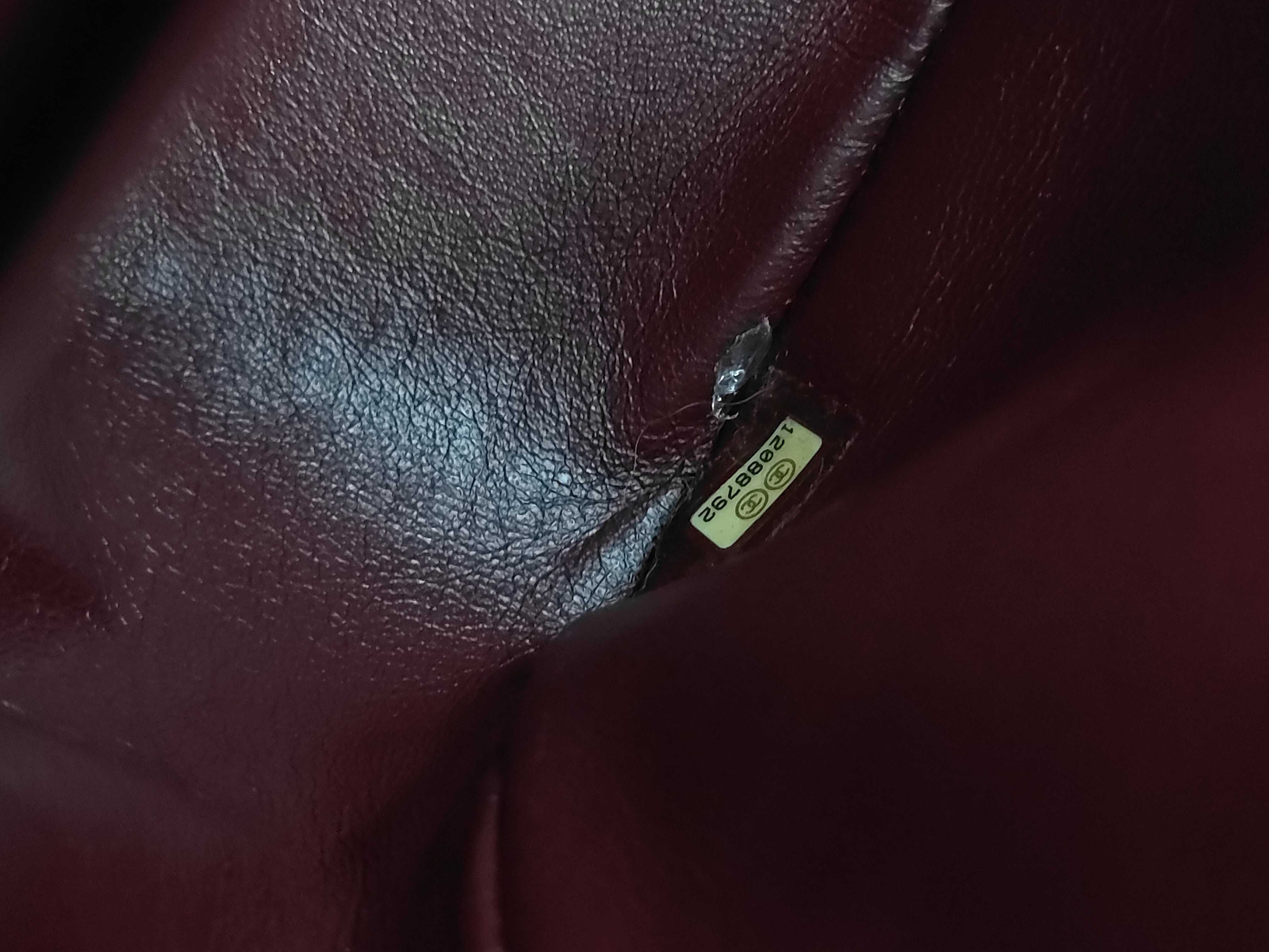 A28600 / Large Matelassé 30 / Chain Shoulder Bag / Silver Hardware / Serial Number 12-series Shoulder Bag — view 10