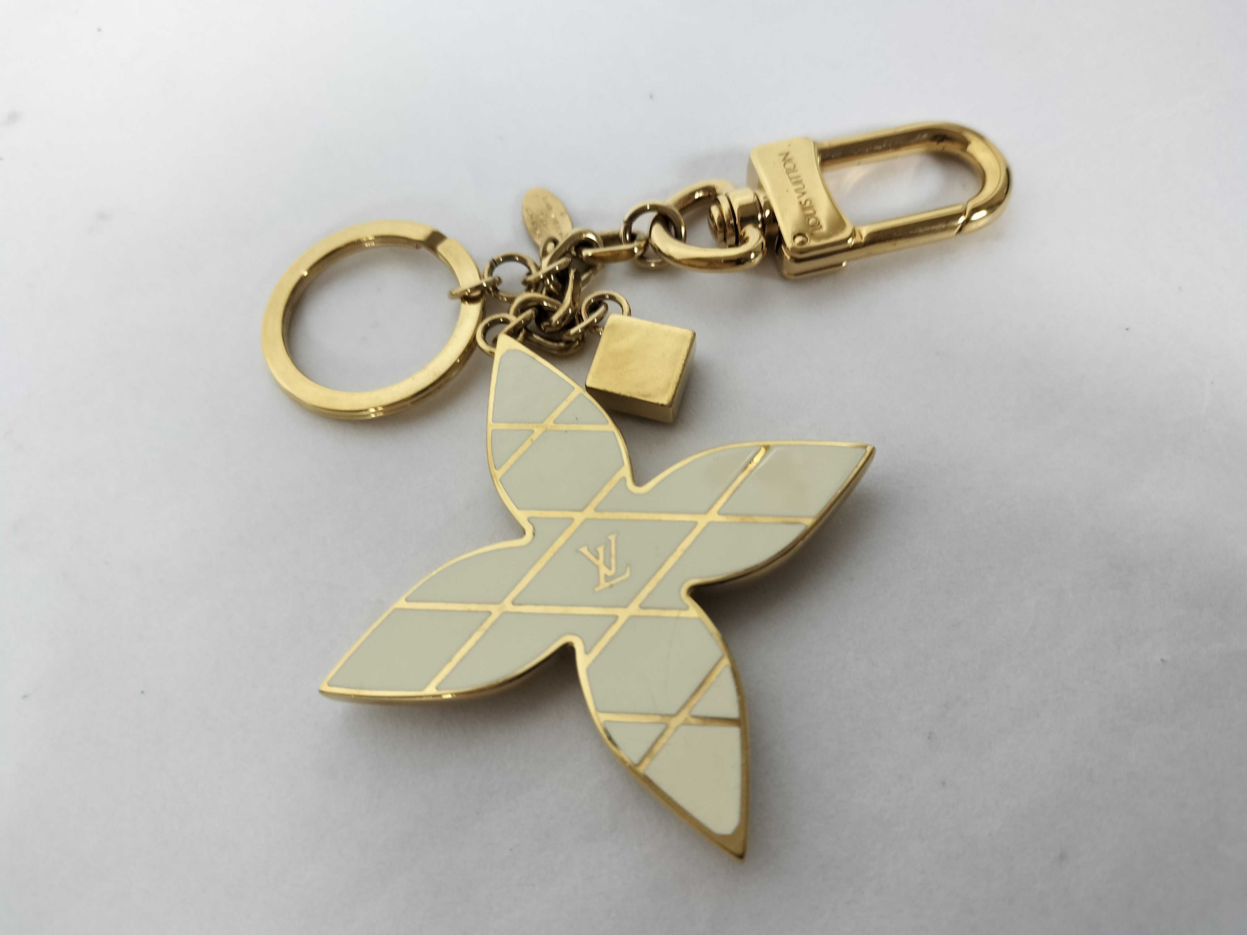 Maltage Flowers Key Case/Keychain — view 2