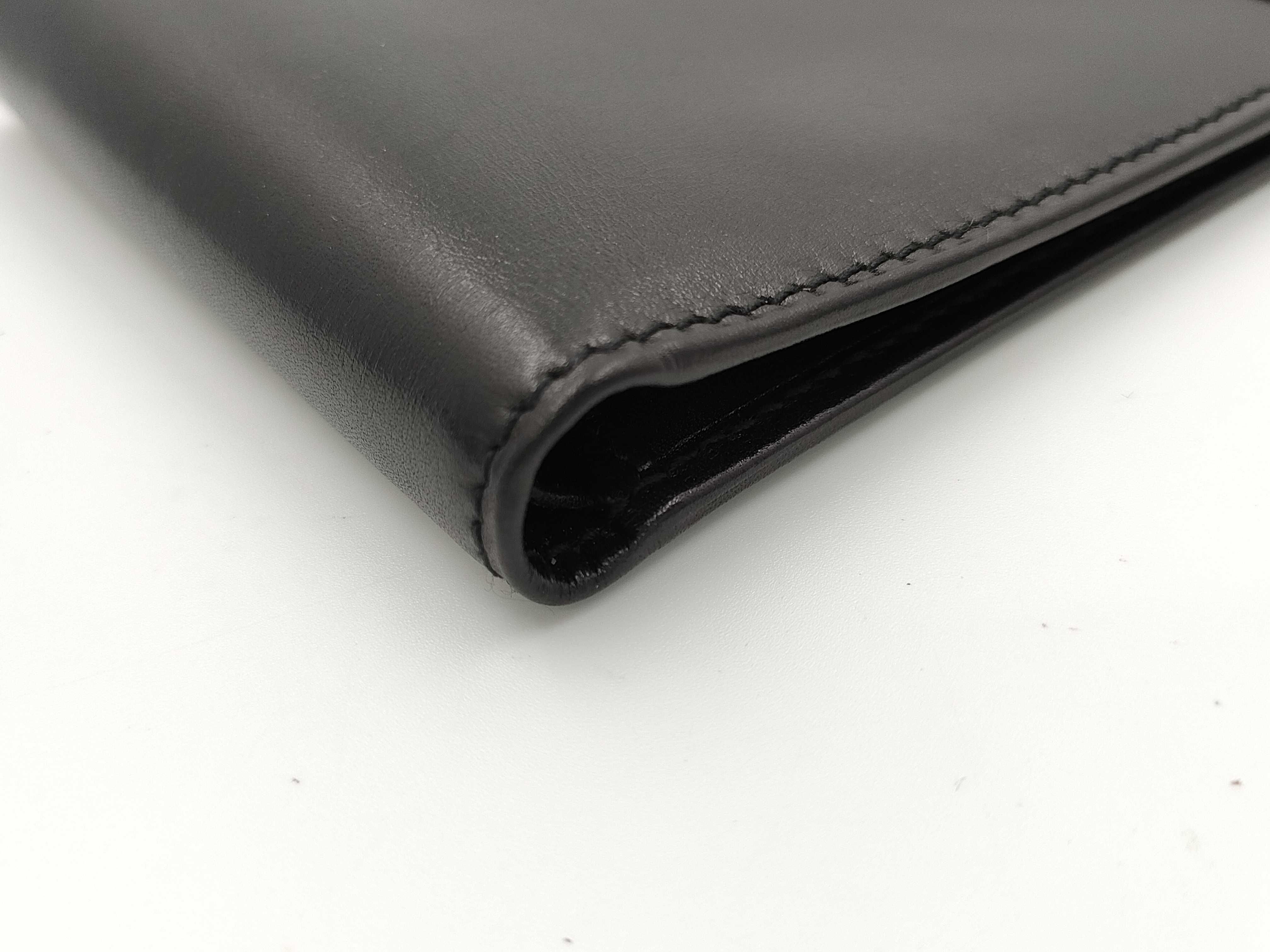wallet, in excellent condition. — view 4