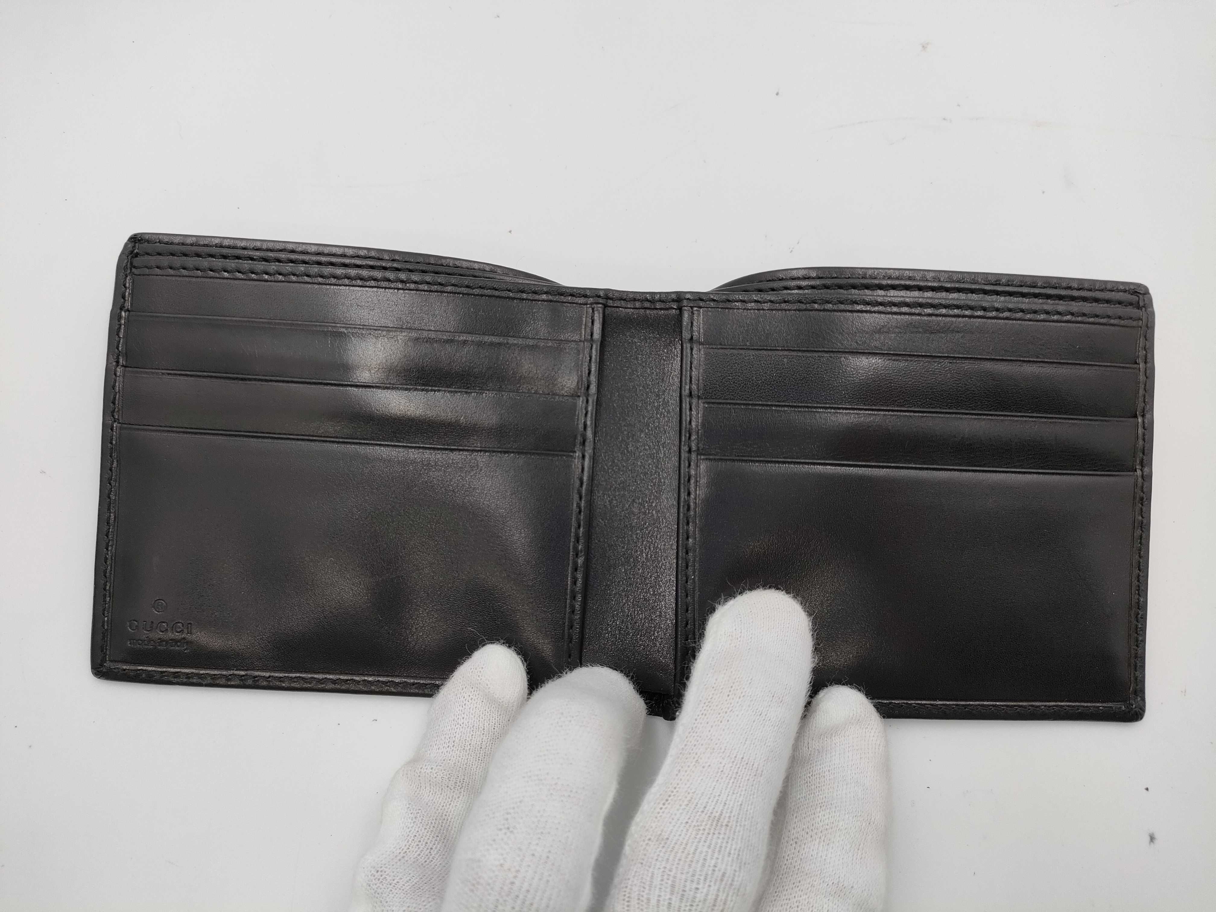 wallet, in excellent condition. — view 5