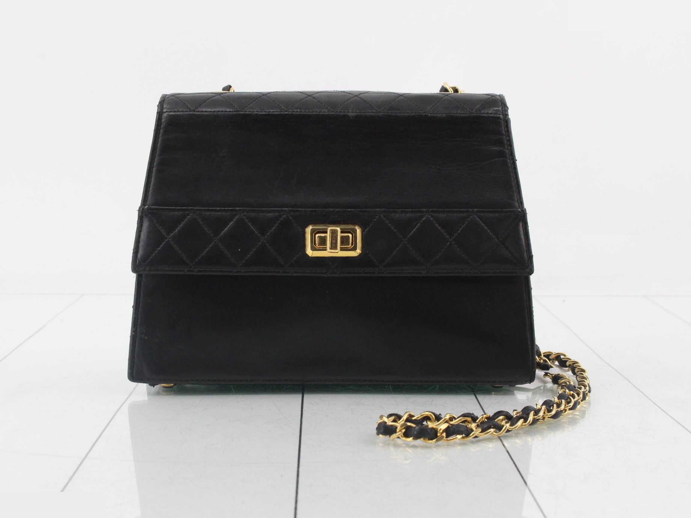 Matelassé Shoulder Bag