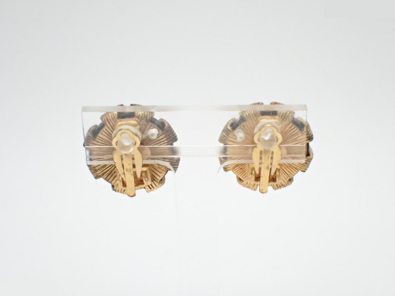 Earrings with Coco Mark design, gold. — view 2