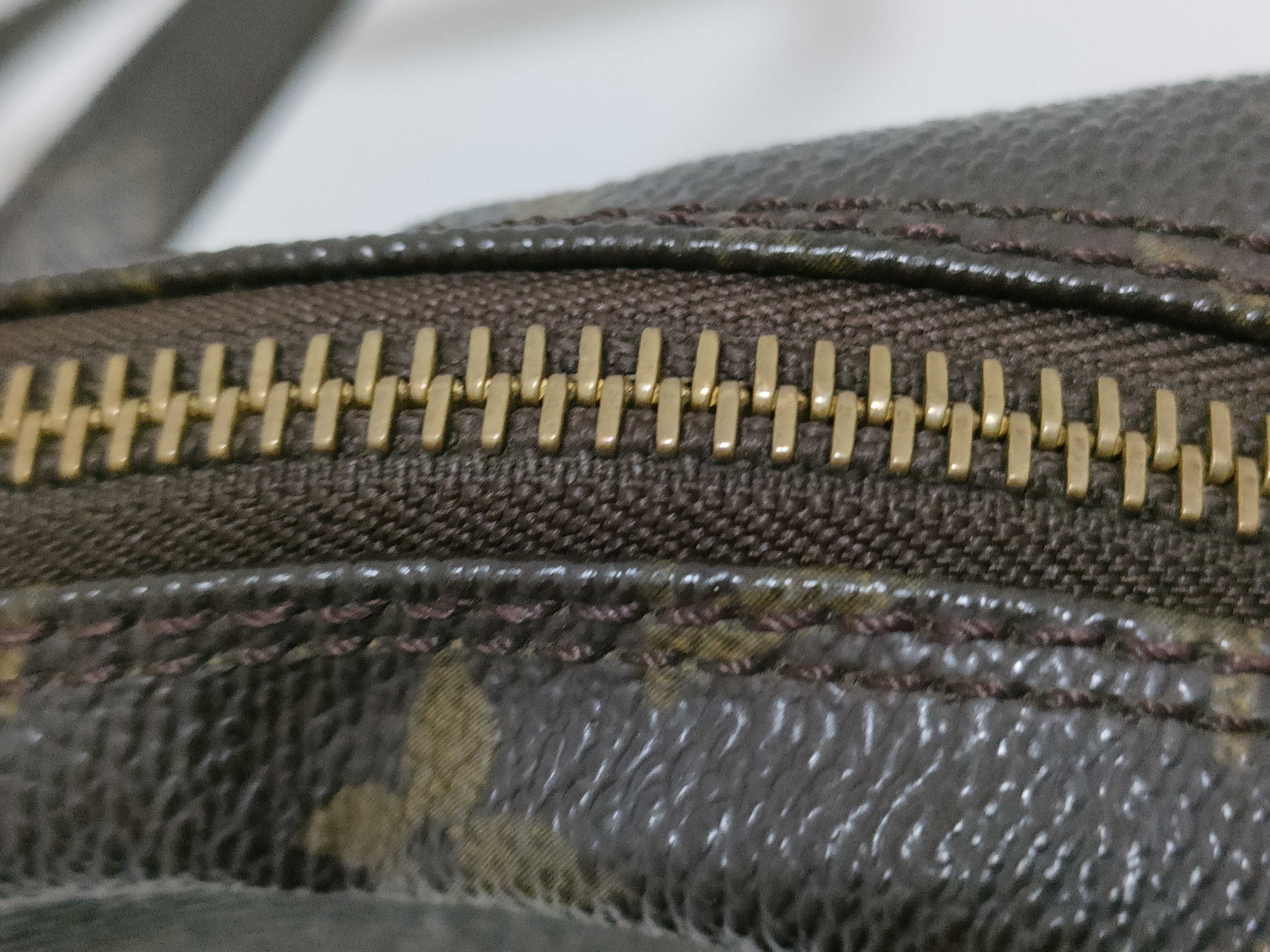 Monogram LV Monogram Amazon M45236 Shoulder Bag — view 6