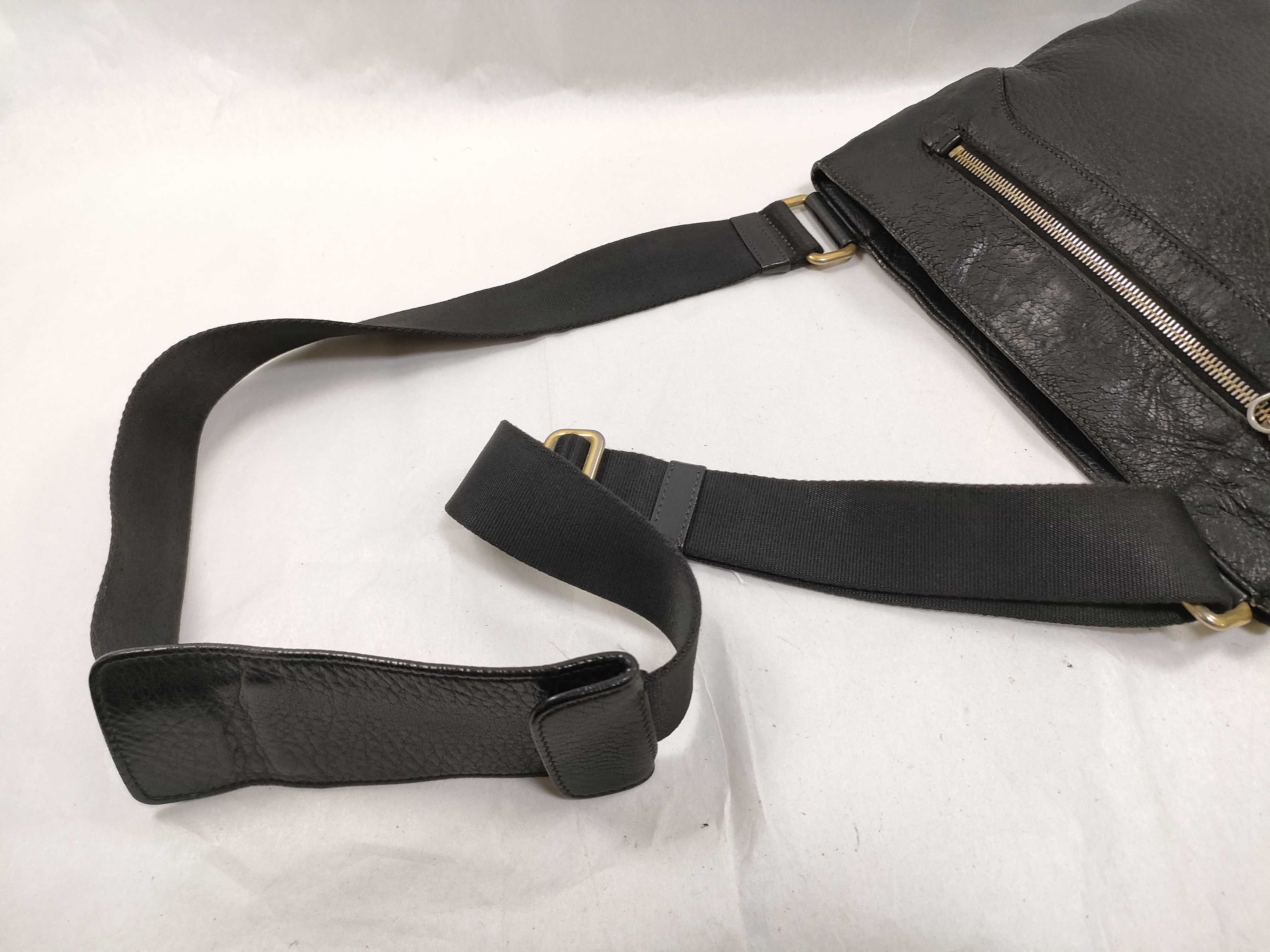shoulder bag — view 3