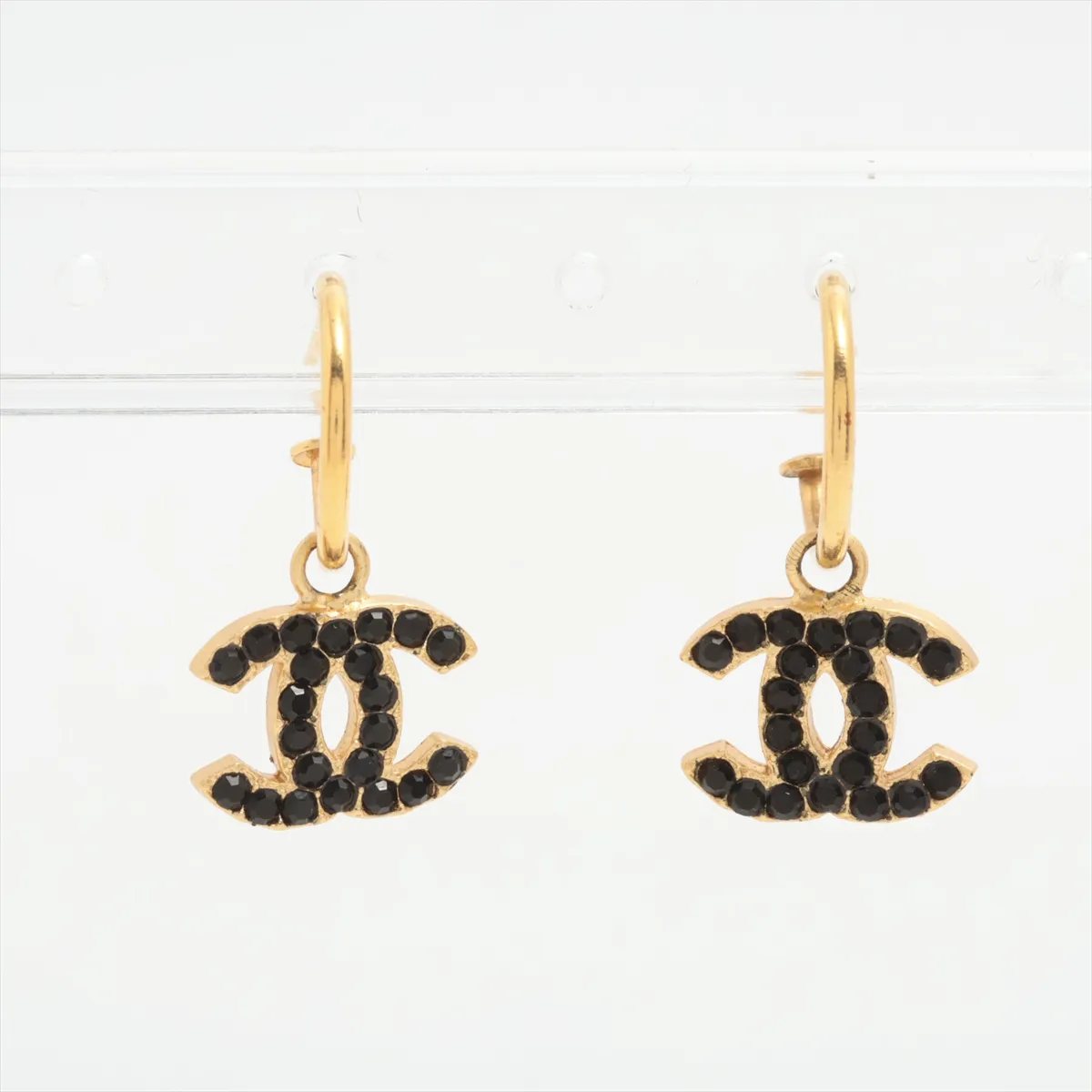 Coco Mark 02A Earrings (Pair) GP x Rhinestone Gold x Black. — view 2