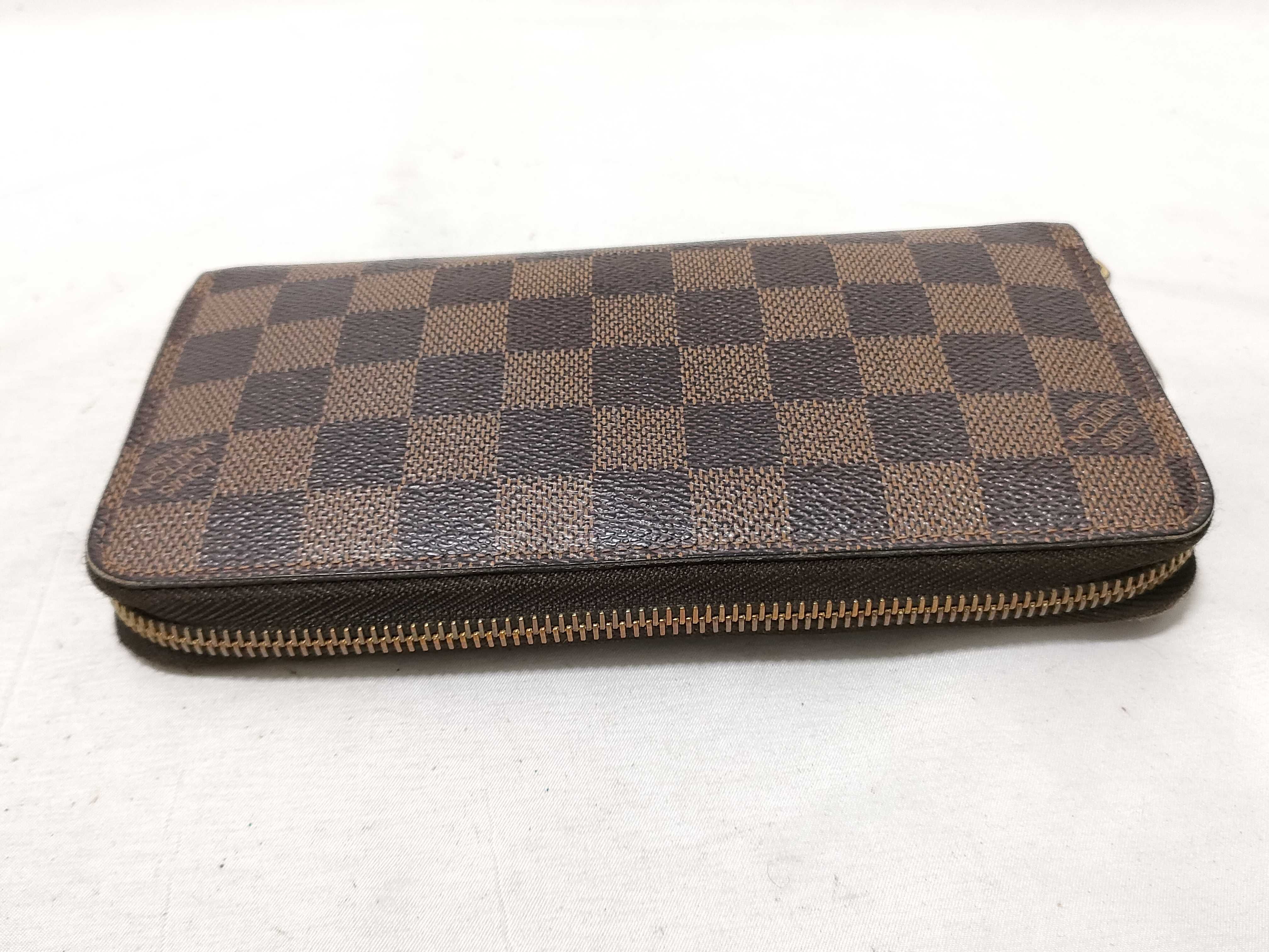 Damier Zippy Wallet — view 6