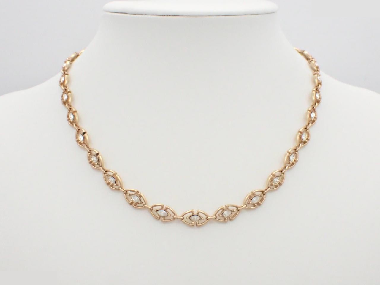 necklace — view 3