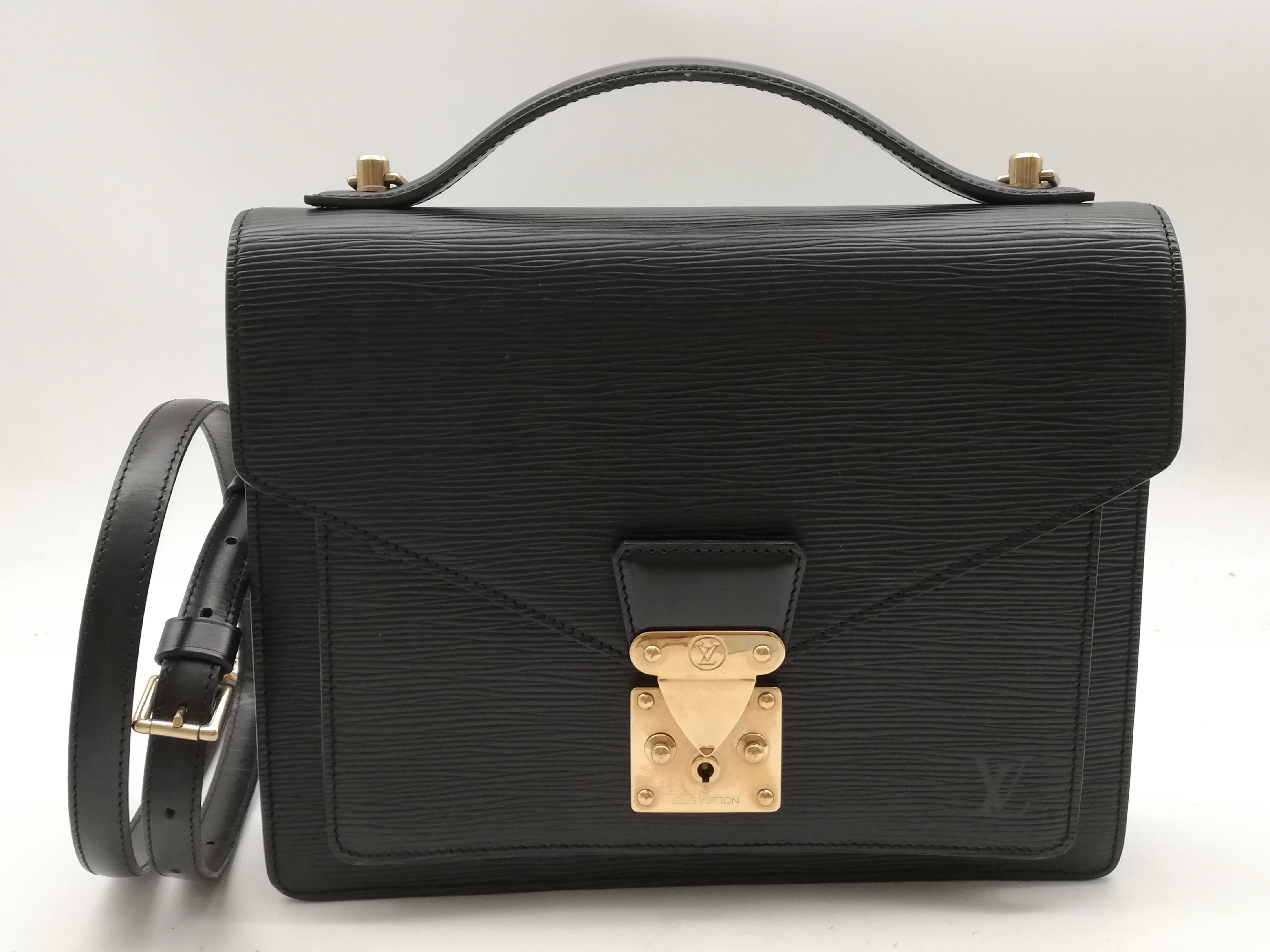 Epi Monceau M52122 Noir Shoulder Strap Handbag