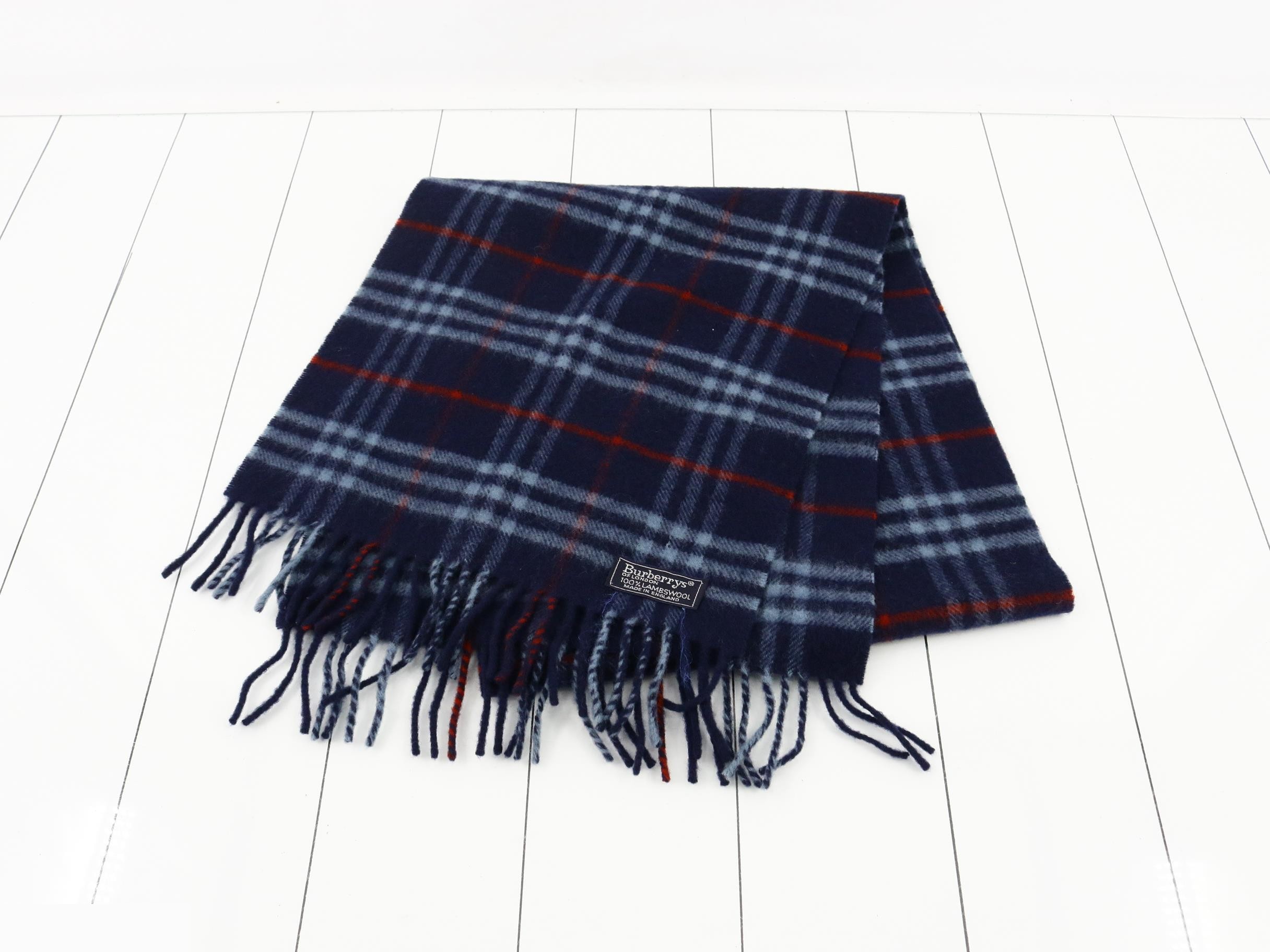 Other lines: Small items, accessories, and scarves — view 2