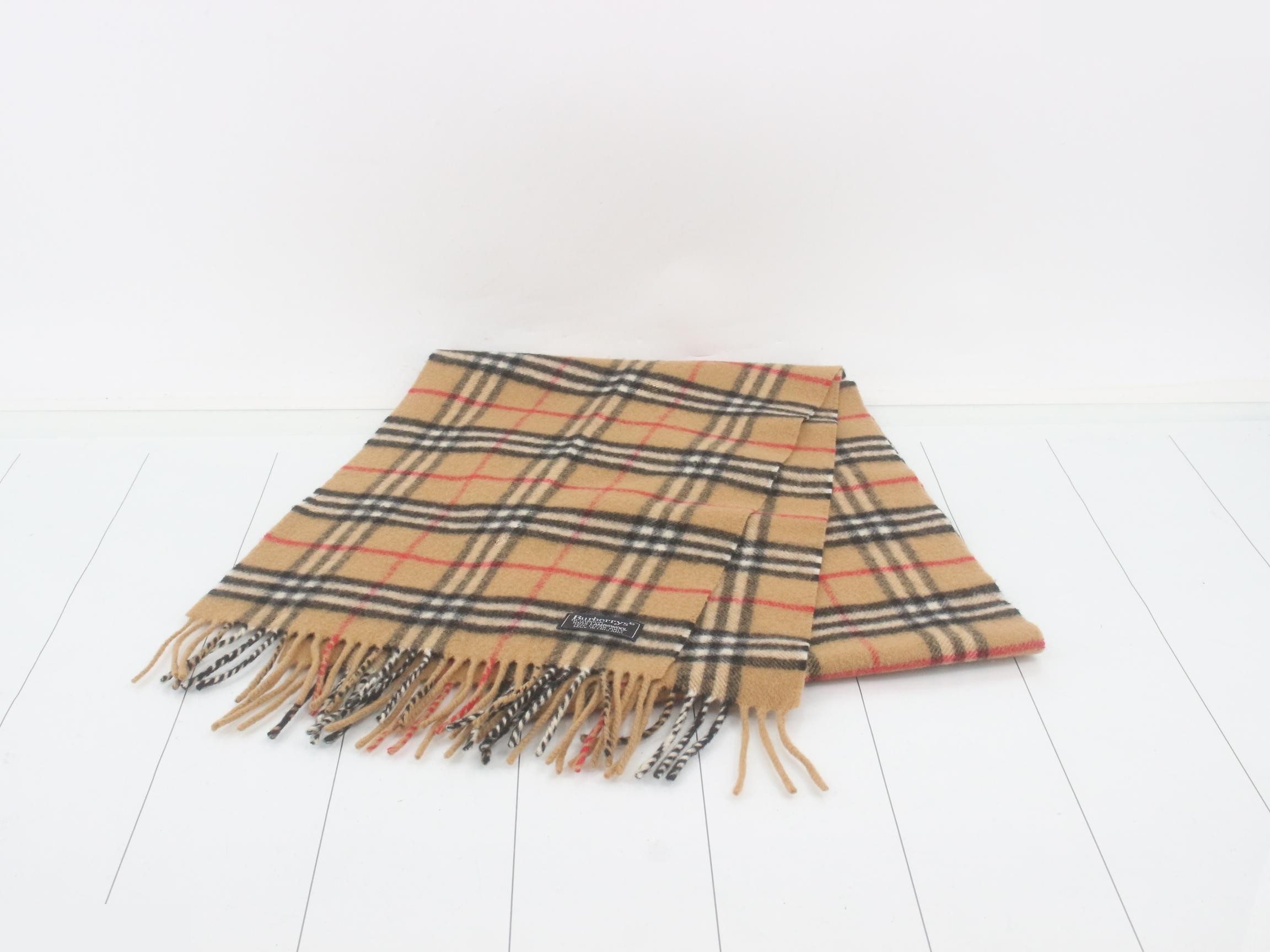 Other lines: Small items, accessories, and scarves — view 2