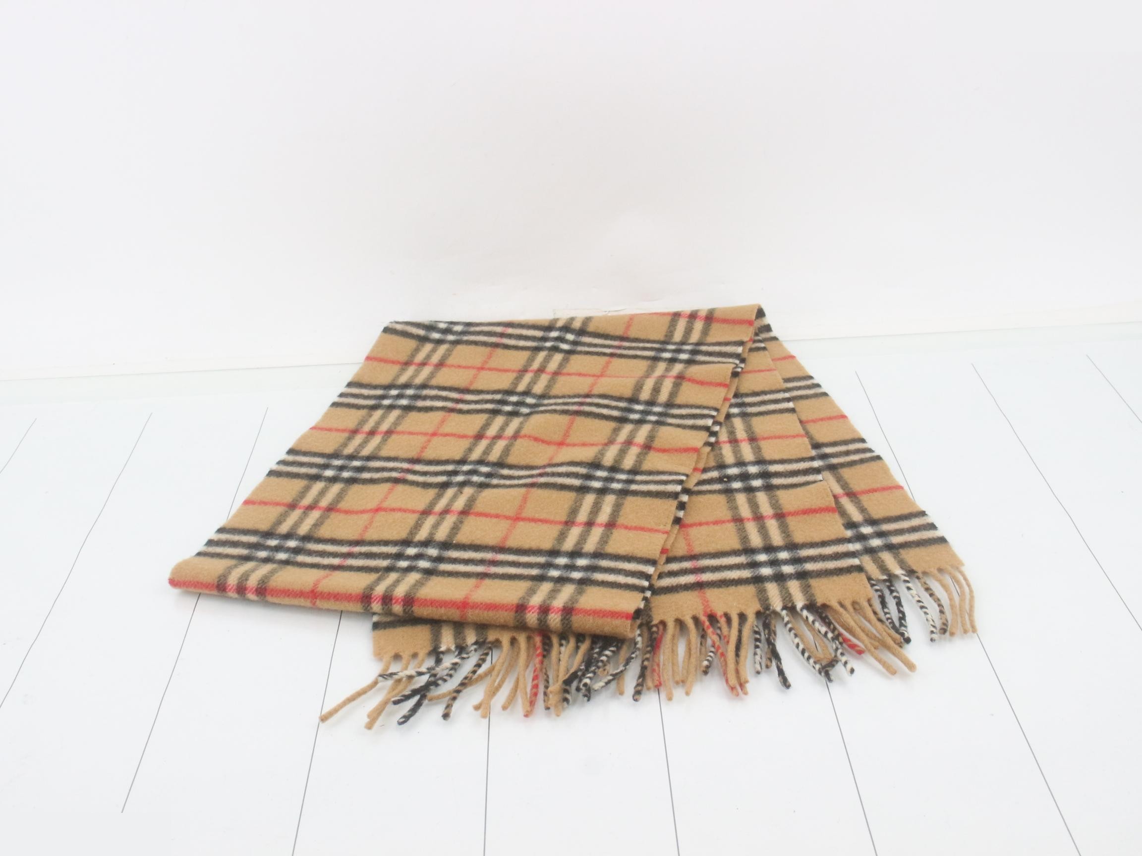 Other lines: Small items, accessories, and scarves — view 3
