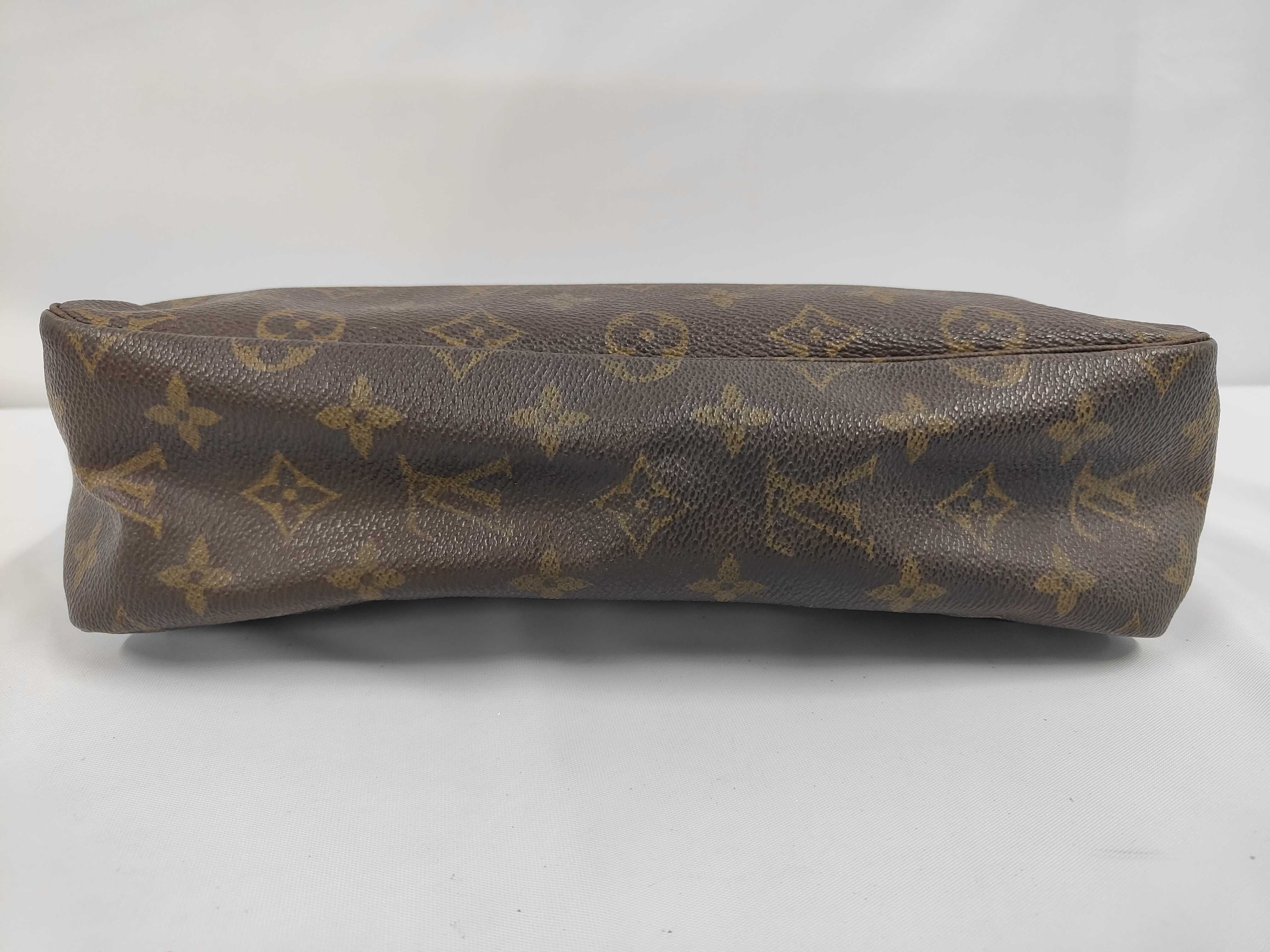 M47522 Monogram Trousse Toilette 28 Second Bag — view 3