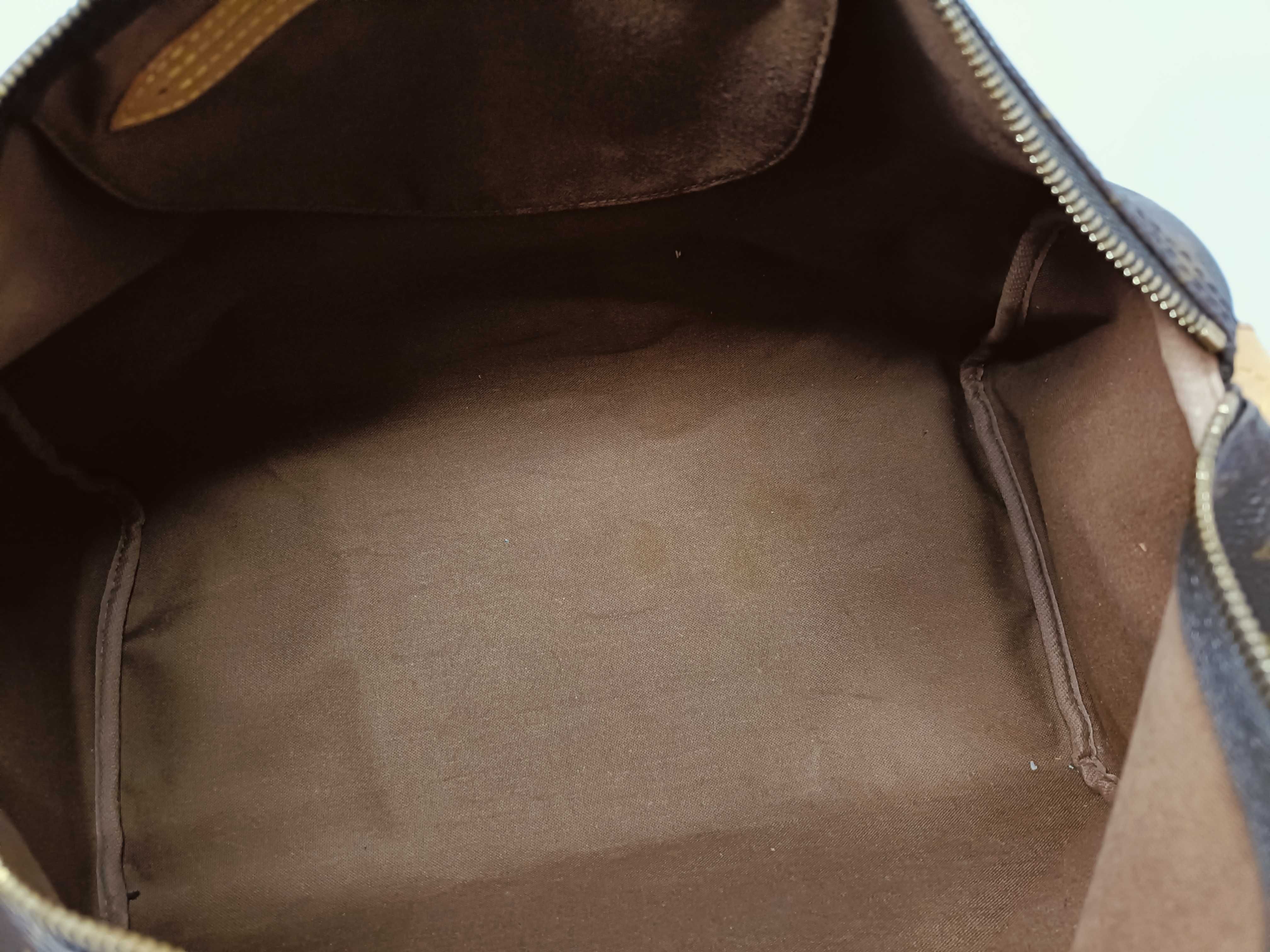 Monogram M41106 Speedy 40 Boston bag with broken zipper. — view 11