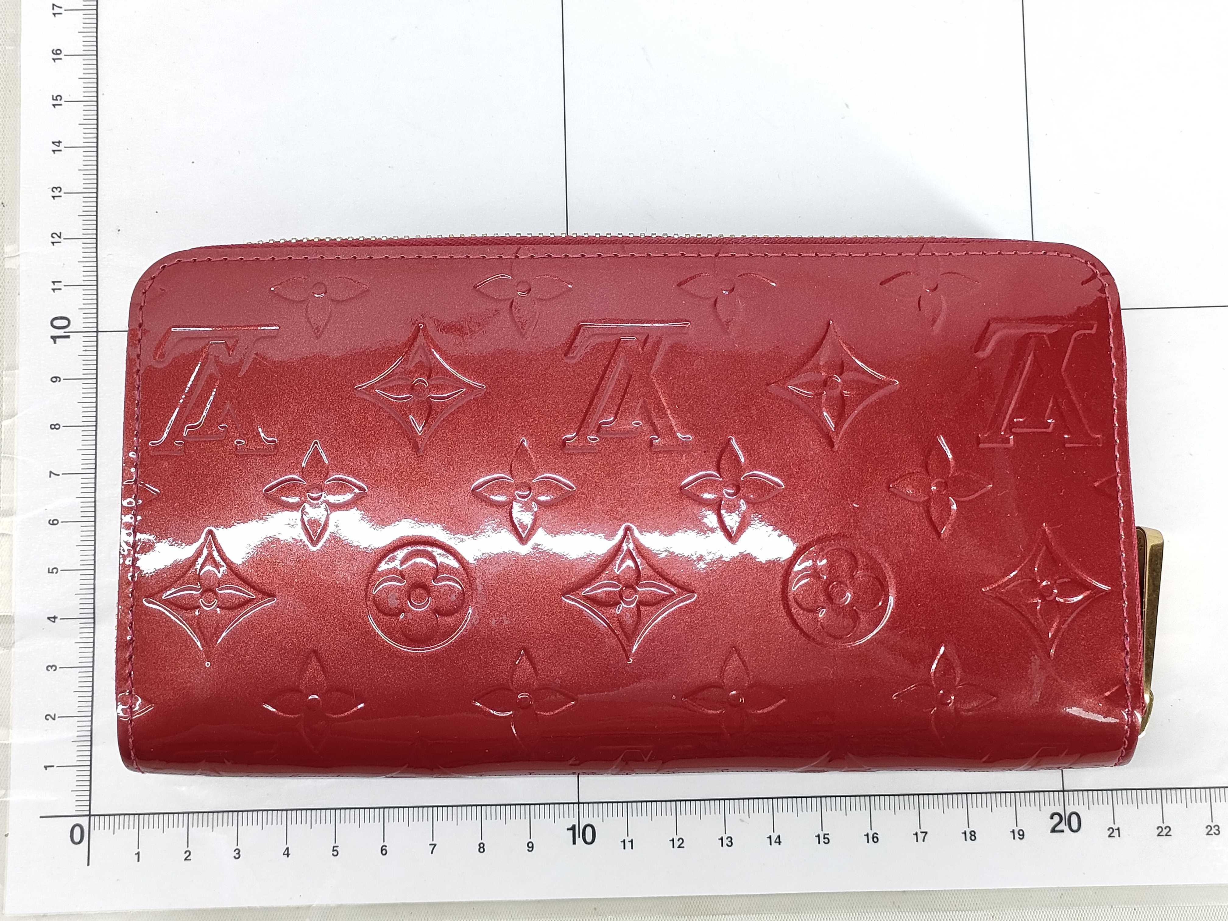 Vernis Red Long Wallet M91981 CA2193 — view 2