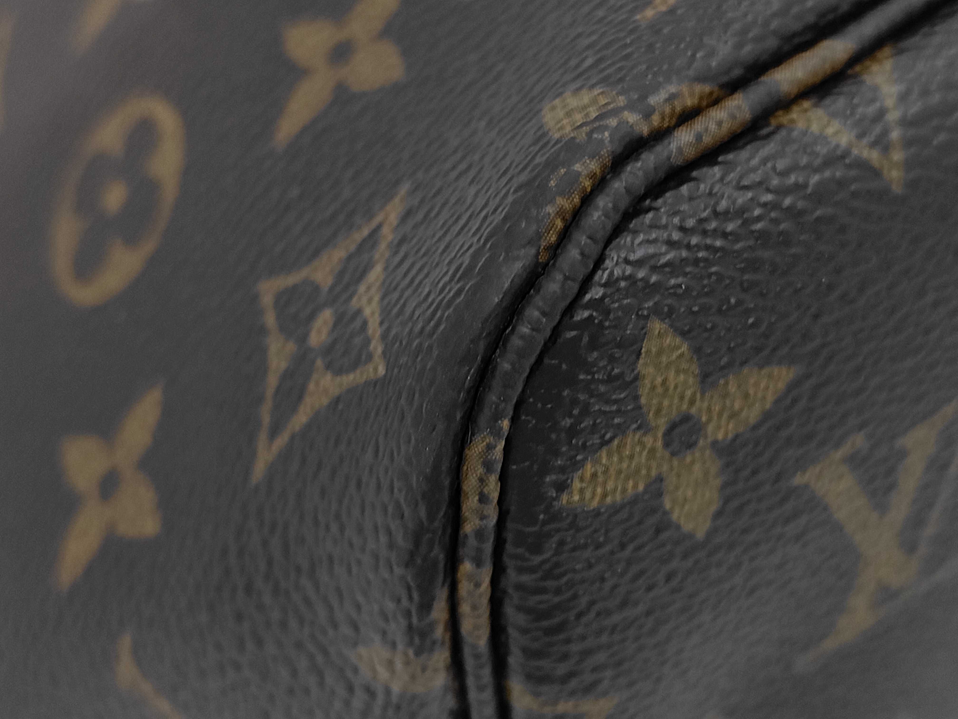 Neverfull MM Tote Bag — view 3