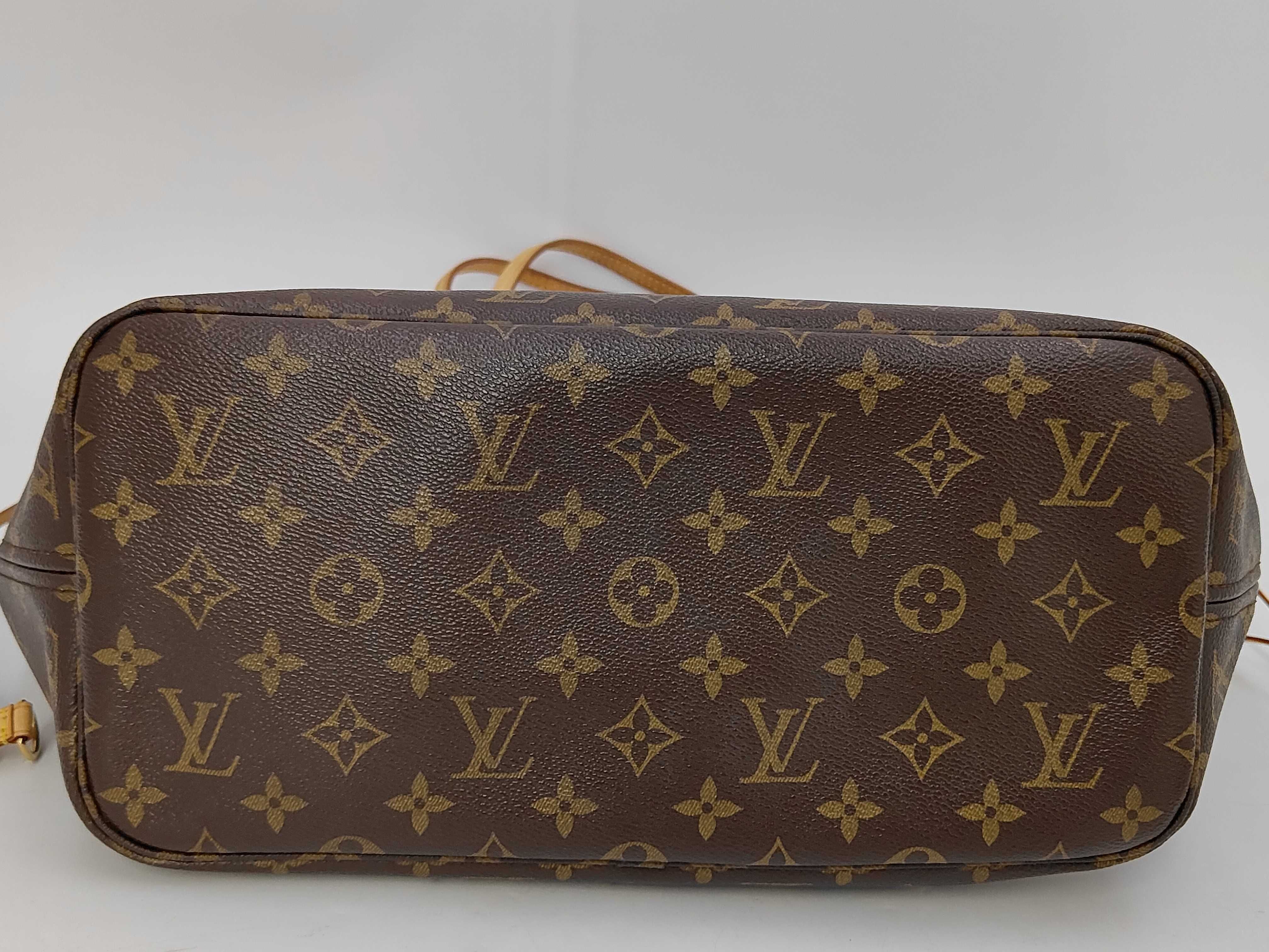 Neverfull MM Tote Bag — view 4