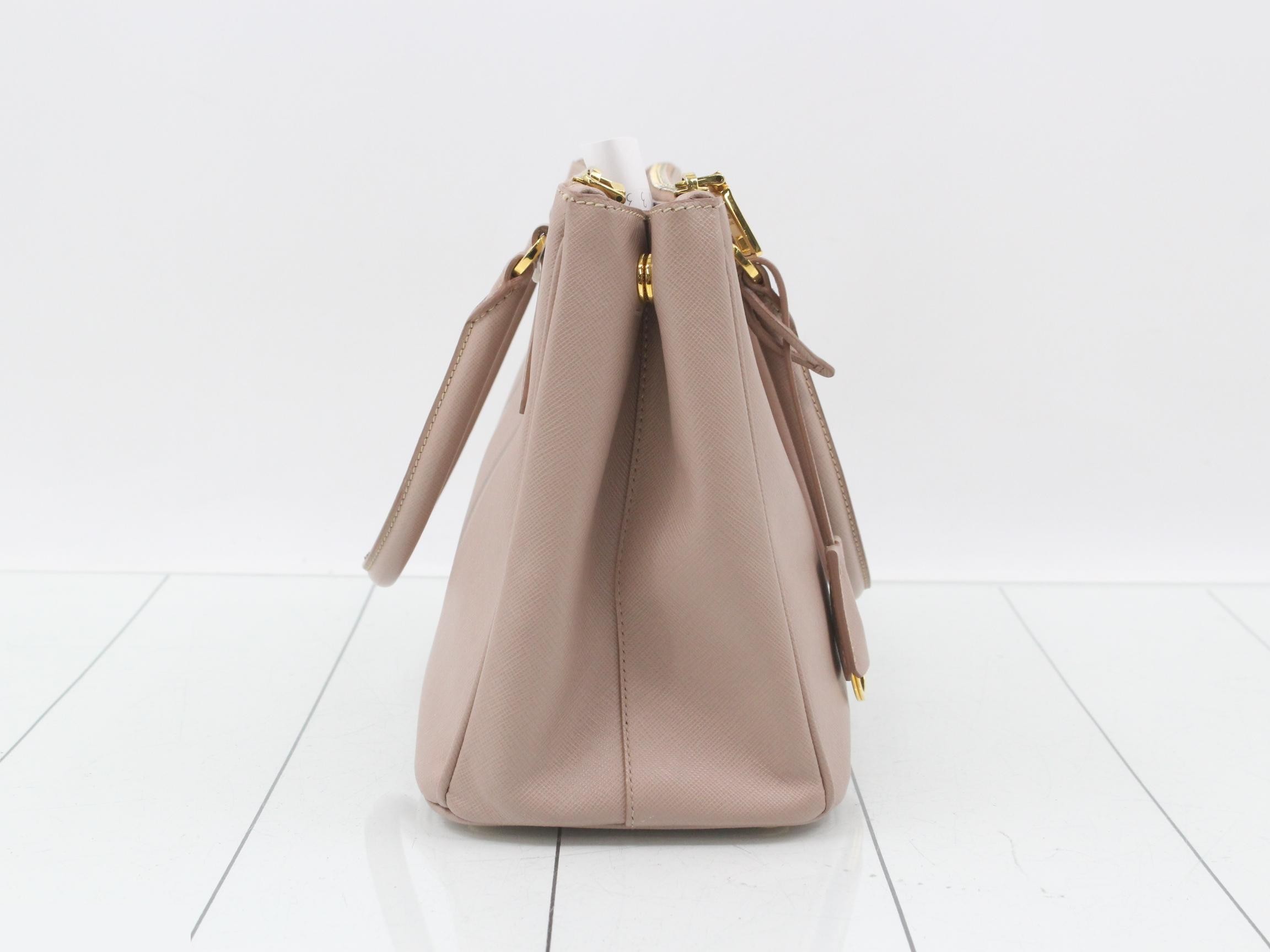 Galleria Saffiano Triangle Plate 2-Way Handbag — view 4