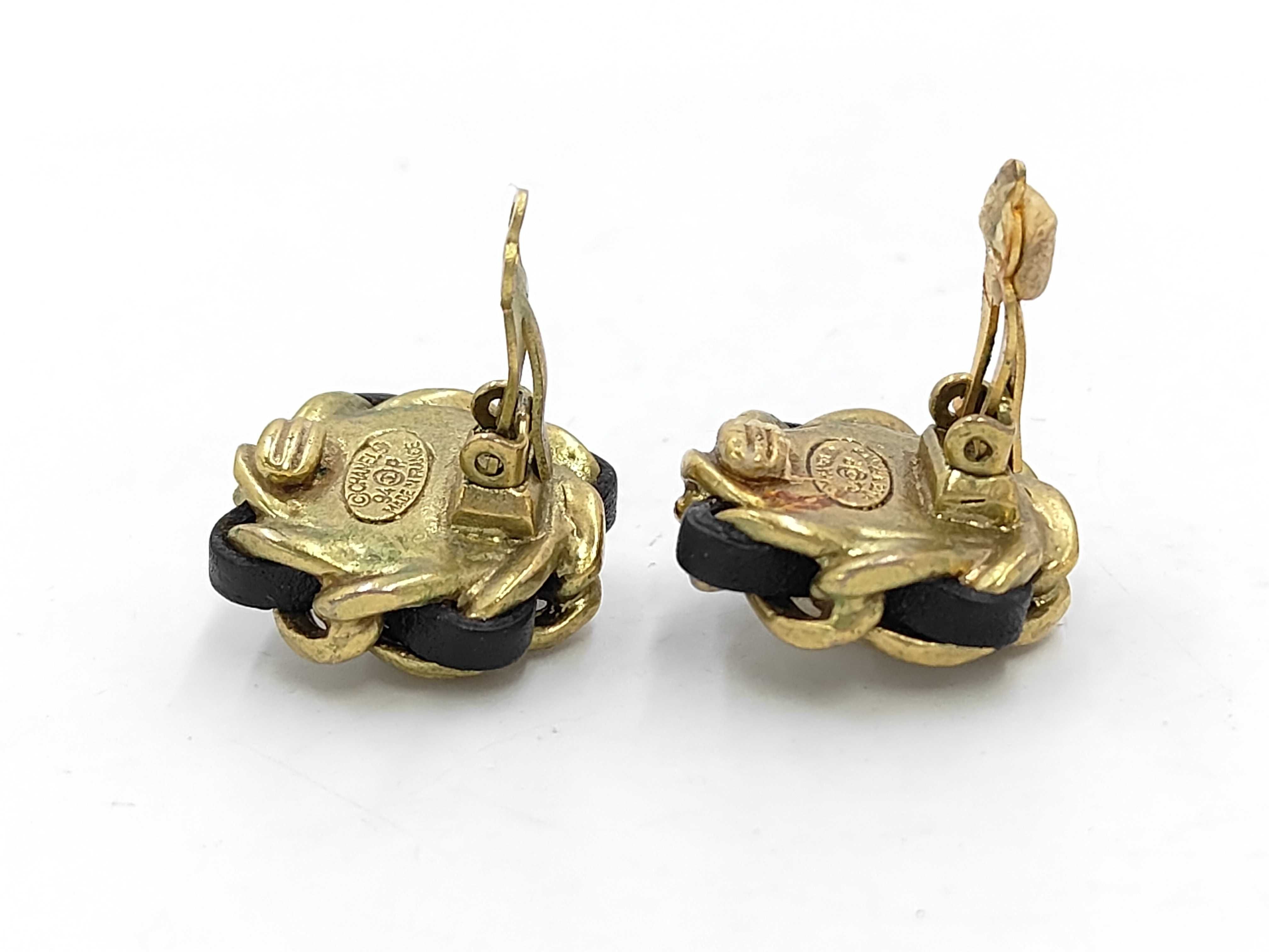 earrings — view 3