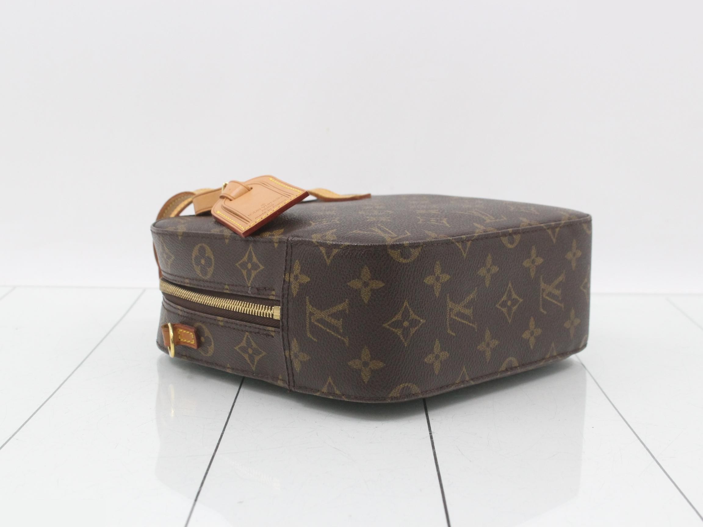Spontini strap, name tag, dust bag, and shopping bag included. — view 5