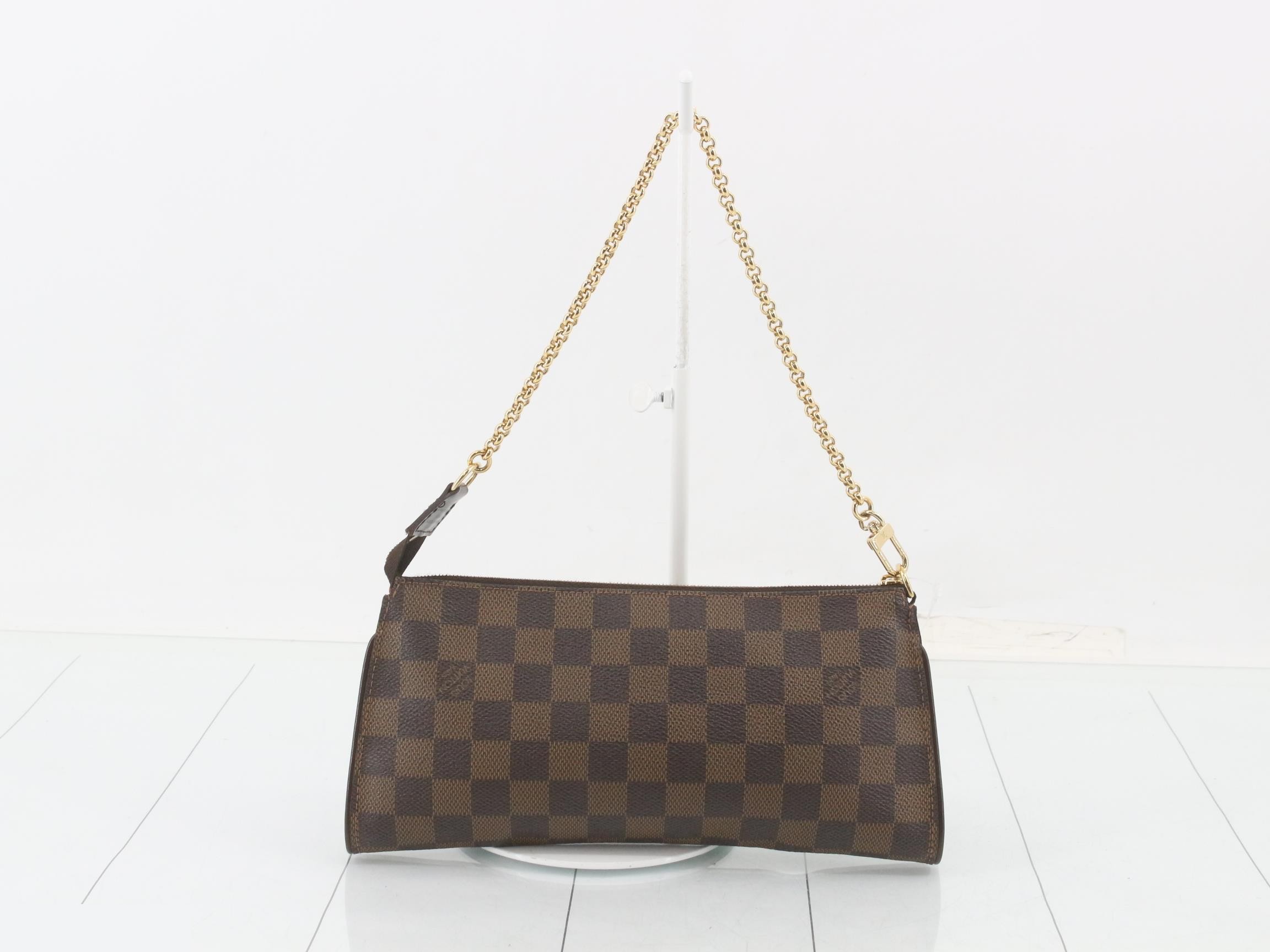 Sophie with shoulder strap — view 2
