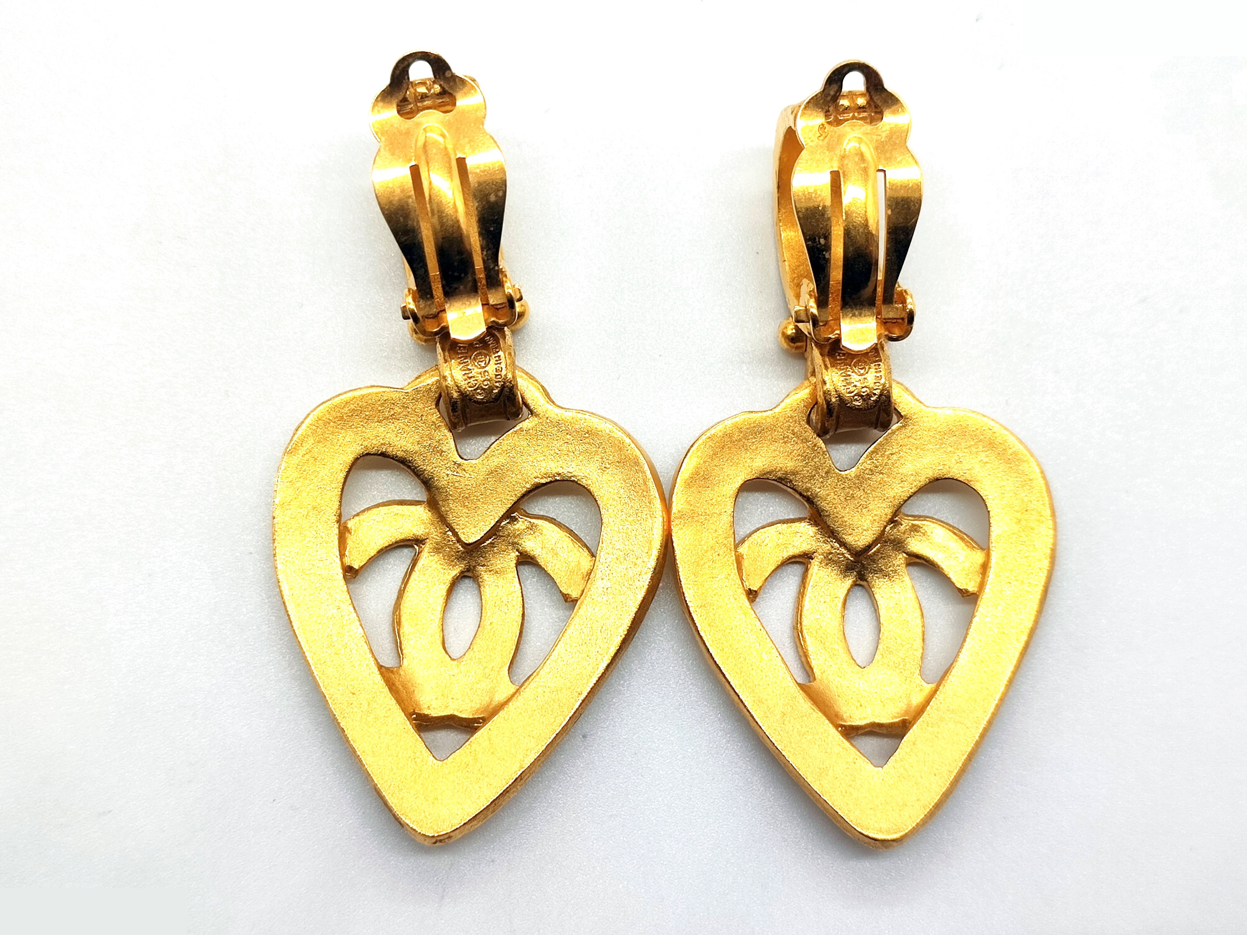 Coco Mark Heart Swing Earrings 95P — view 7